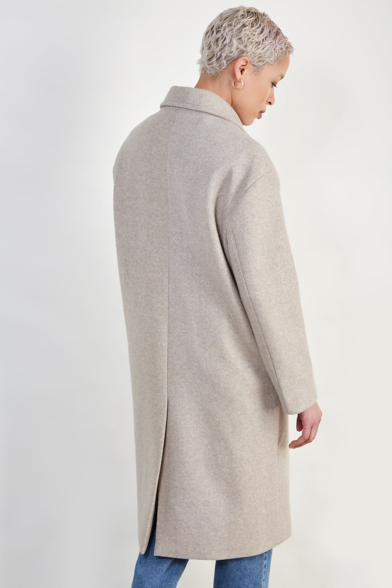 Beige wool blend double breast tailored coat_3