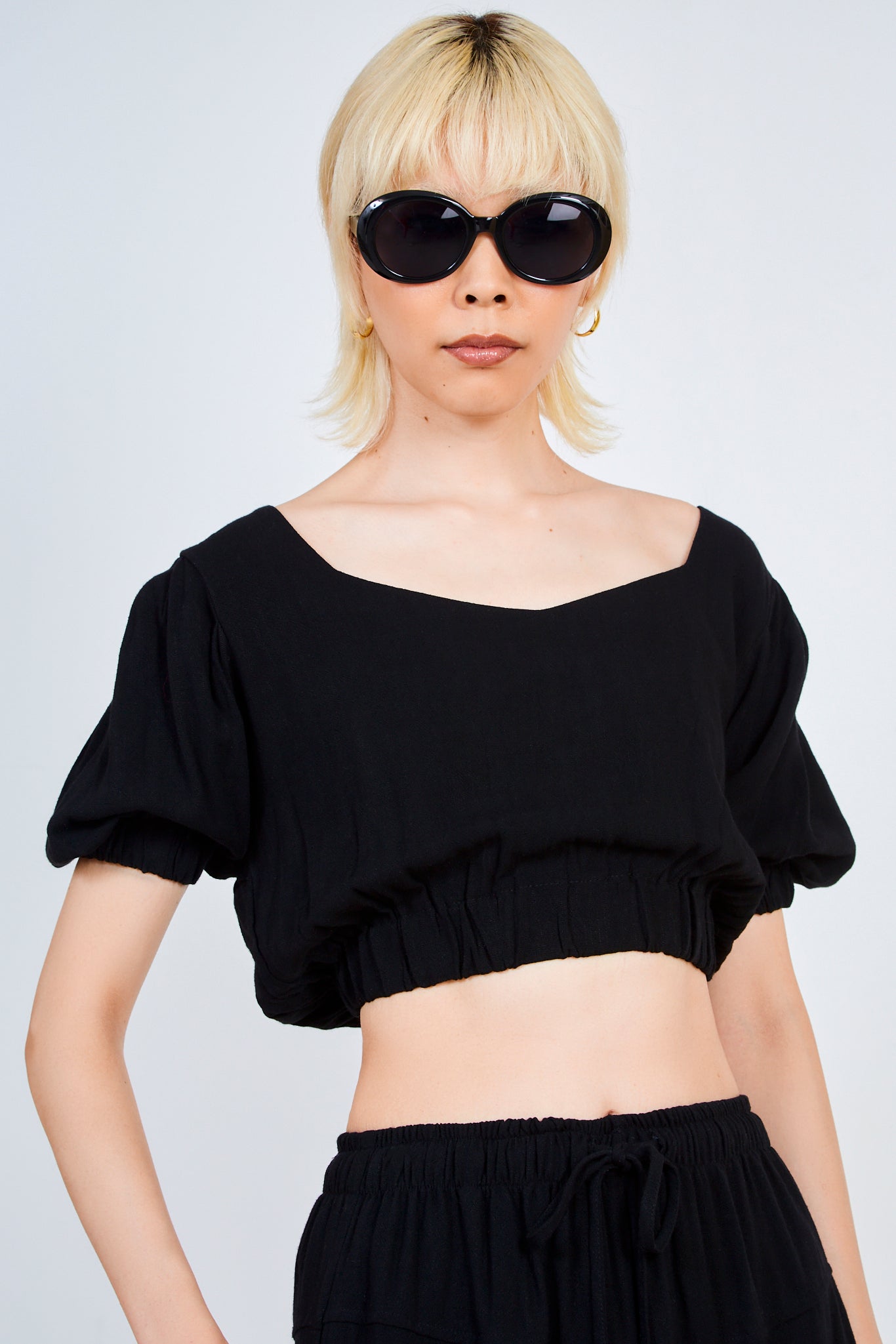 Black ruched waist short sleeved top_1