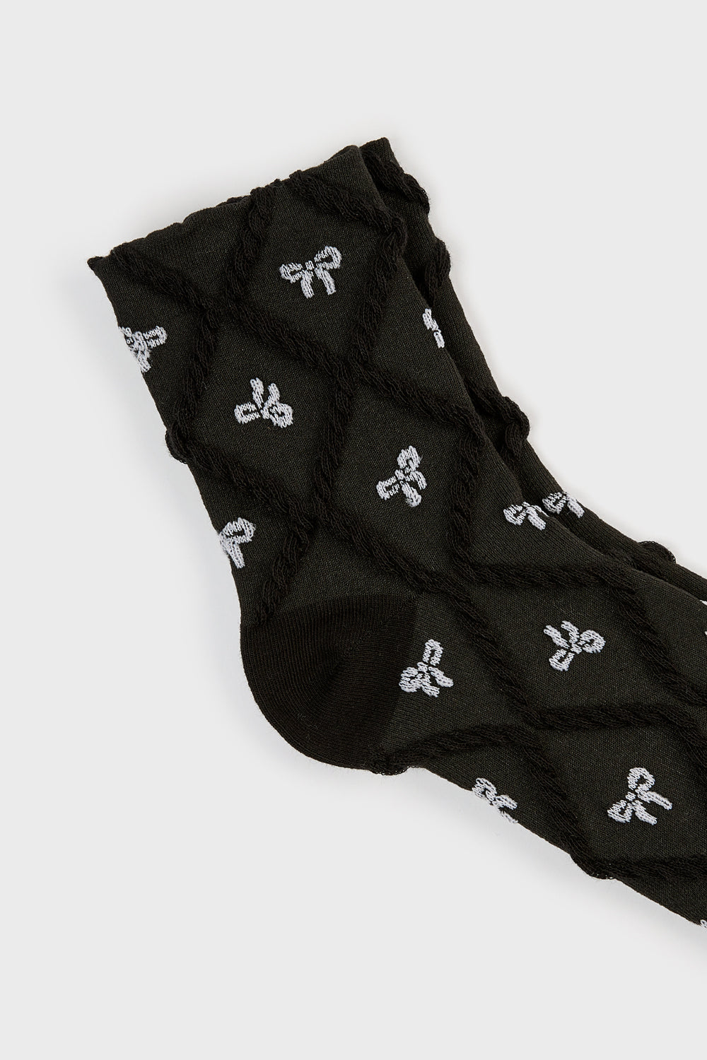 Black and grey tiny bow diamond texture socks_2