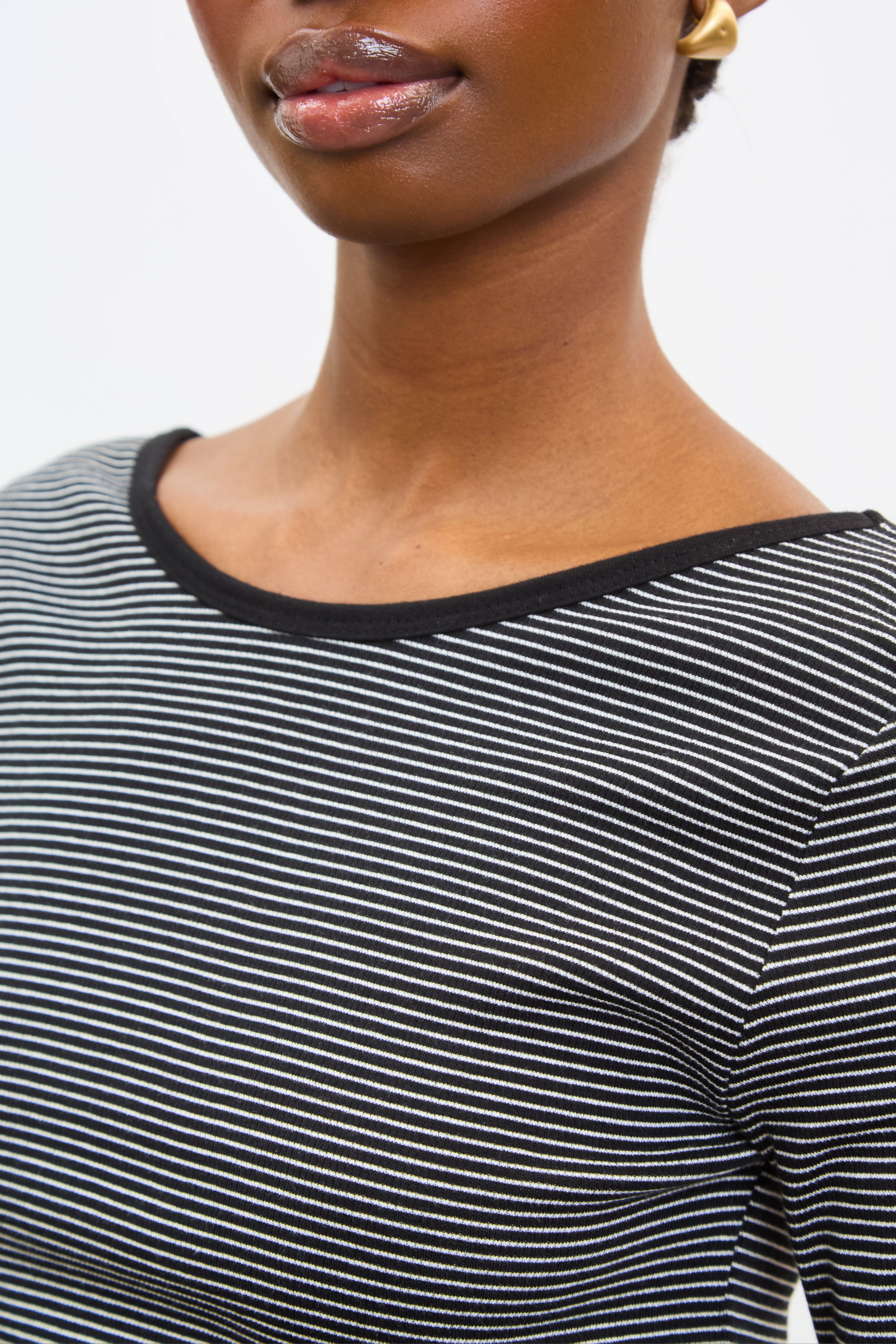 Black and ivory striped scoop back long sleeve top_3