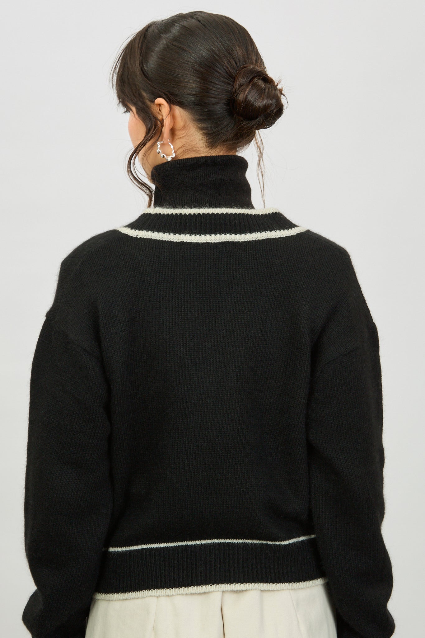 Black and ivory wool blend contrast trim cardigan_2