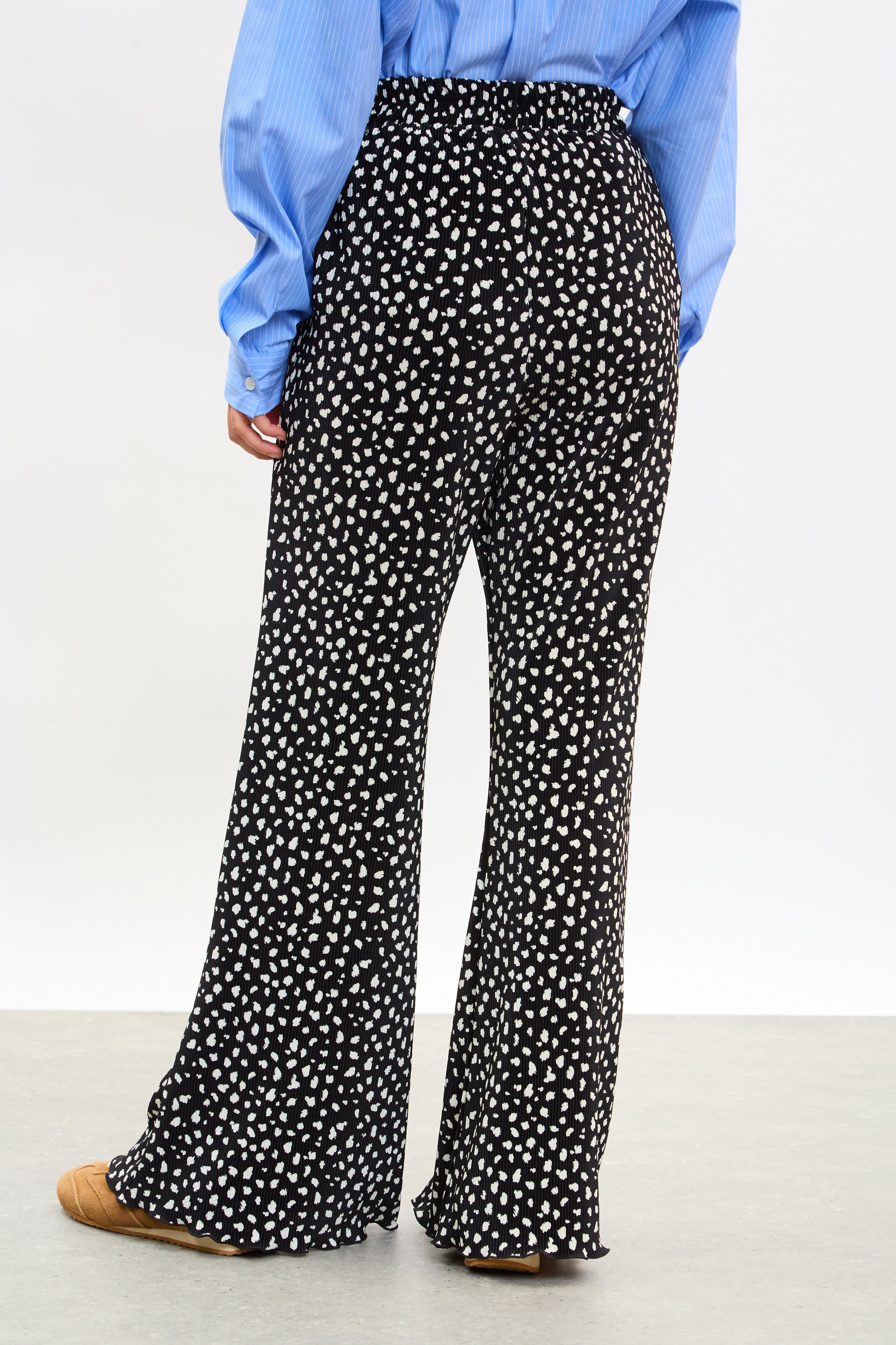 Black and white dot print ribbed trousers_2