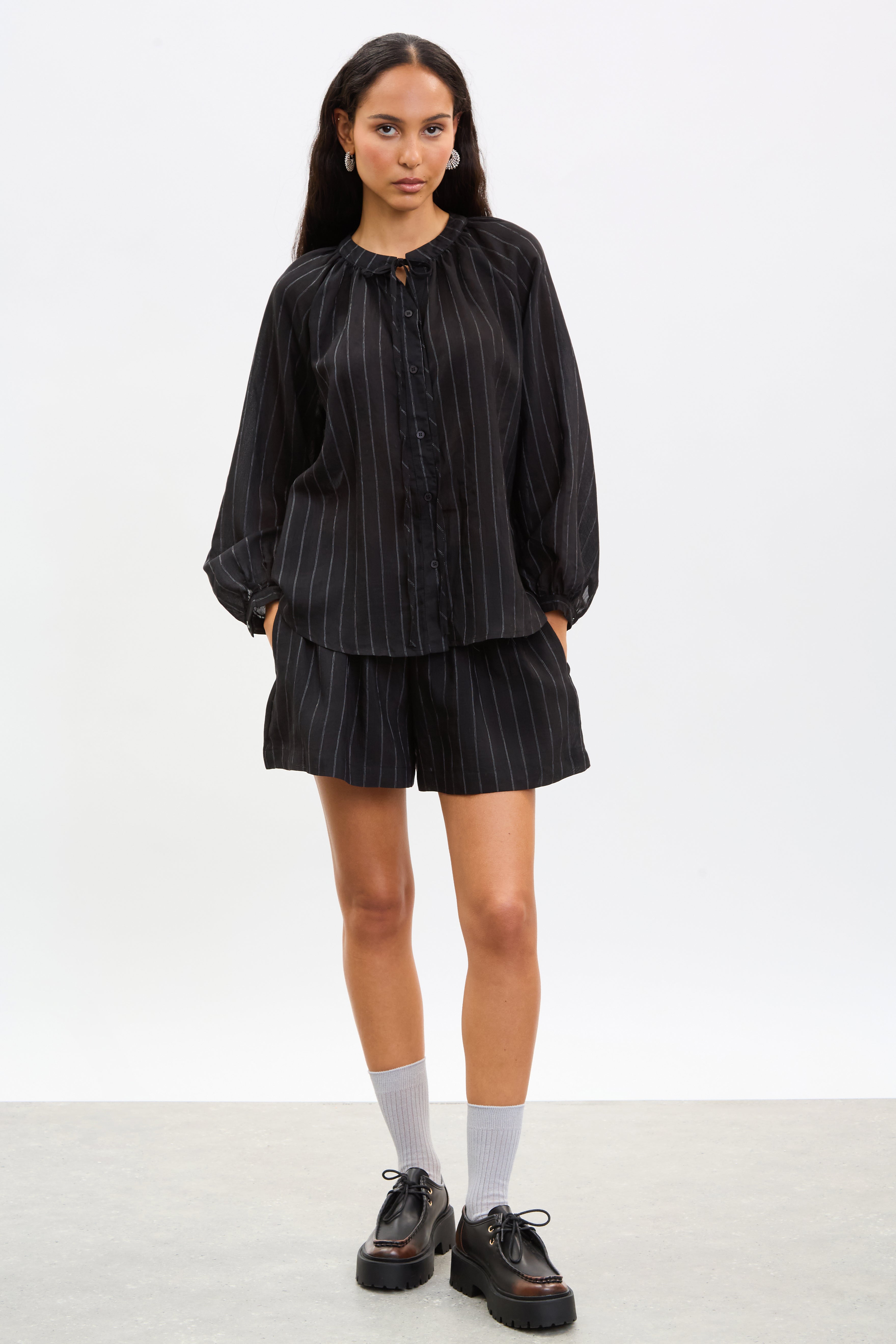 Black and white pinstripe tie neck blouse_4