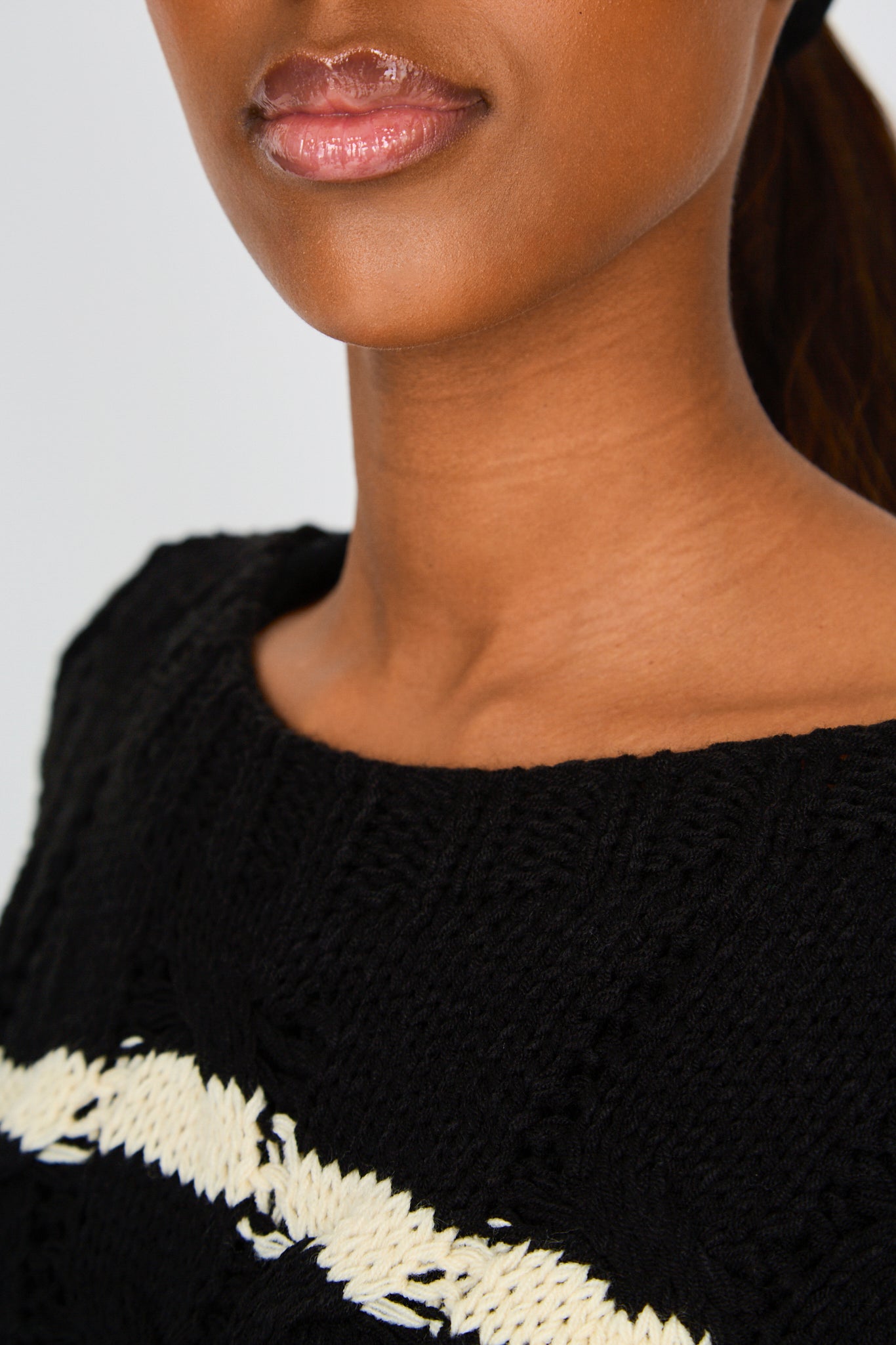 Black and white striped cable knit jumper_3