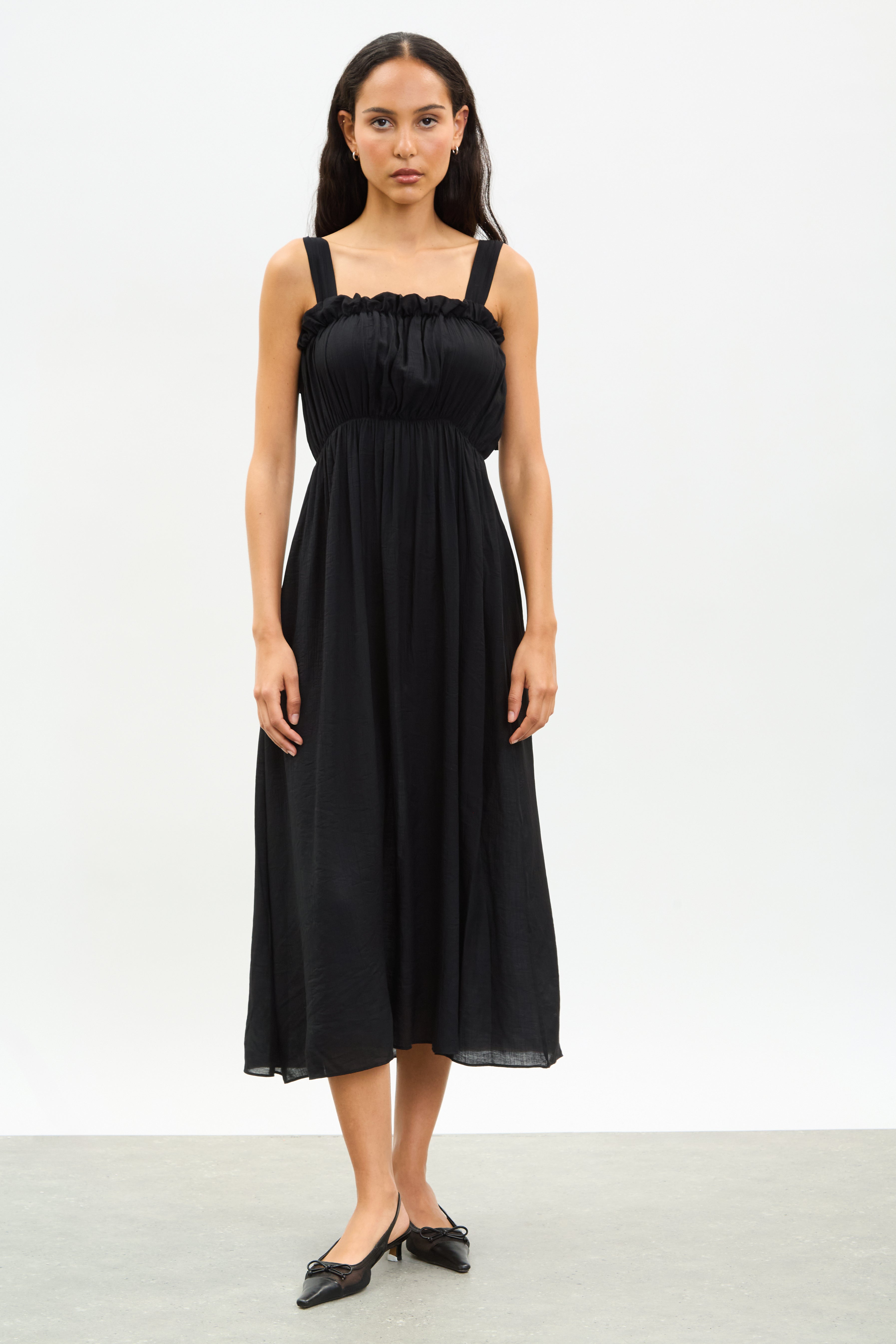 Black bow tie strap midi dress_1
