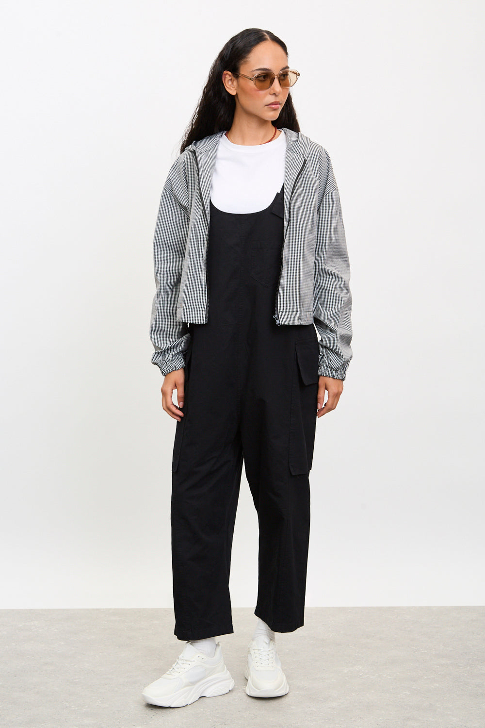 Black button strap dungerees_2