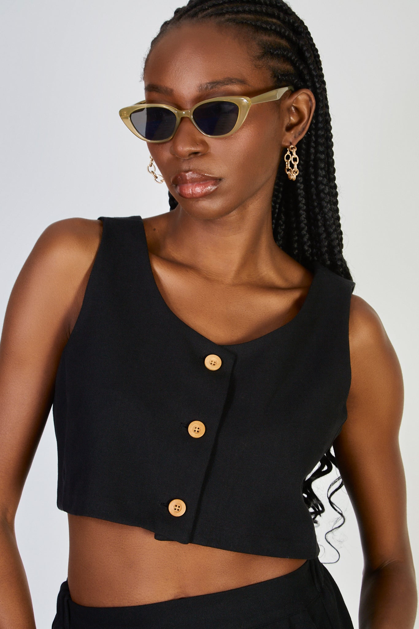 Black button up tank_1