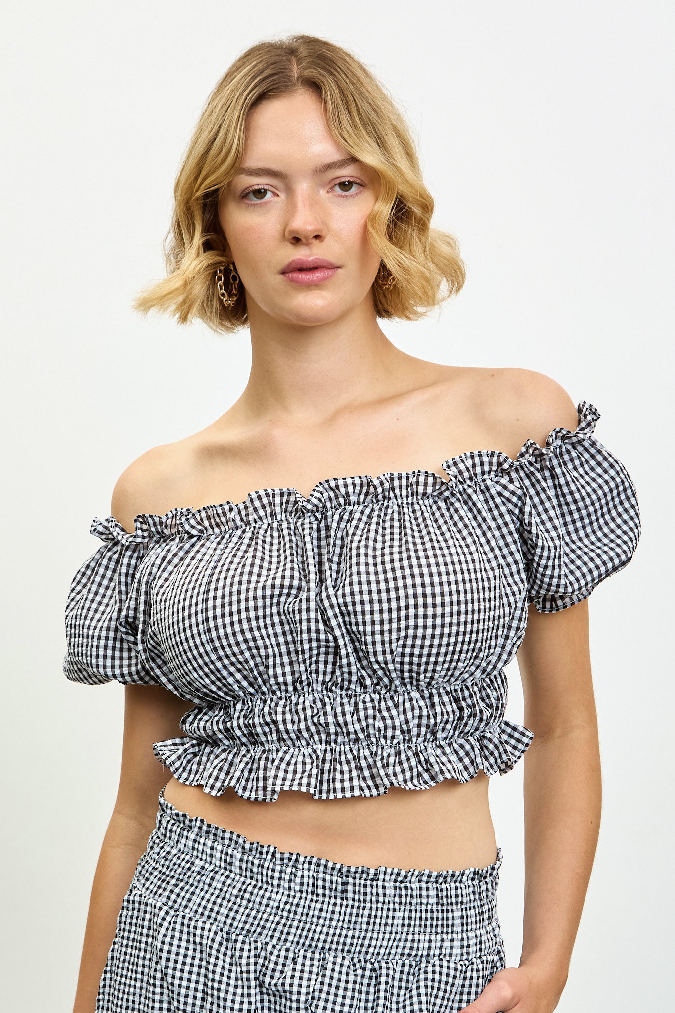 Black gingham ruched off shoulder top_1