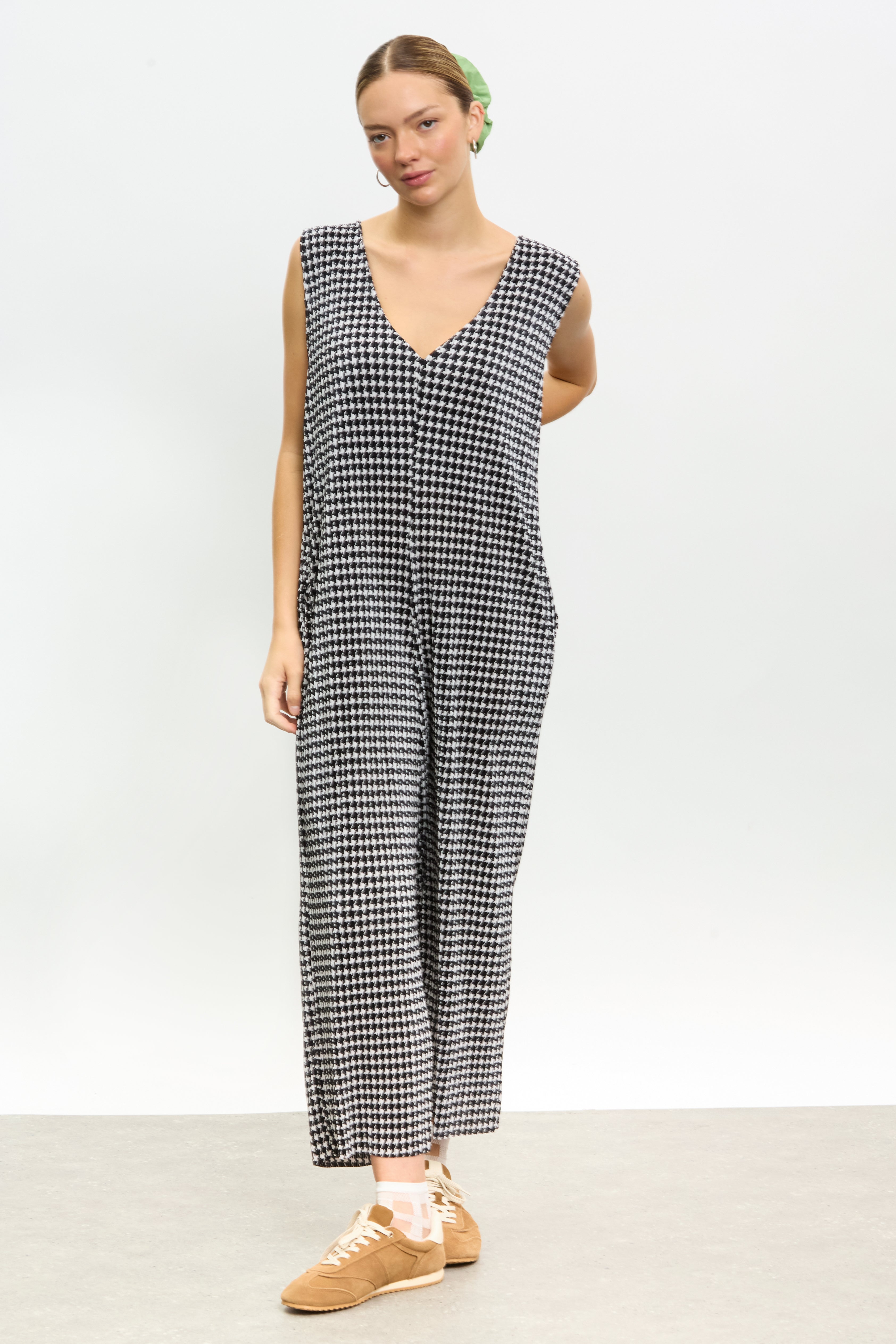 Black houndtooth jumpsuit_1