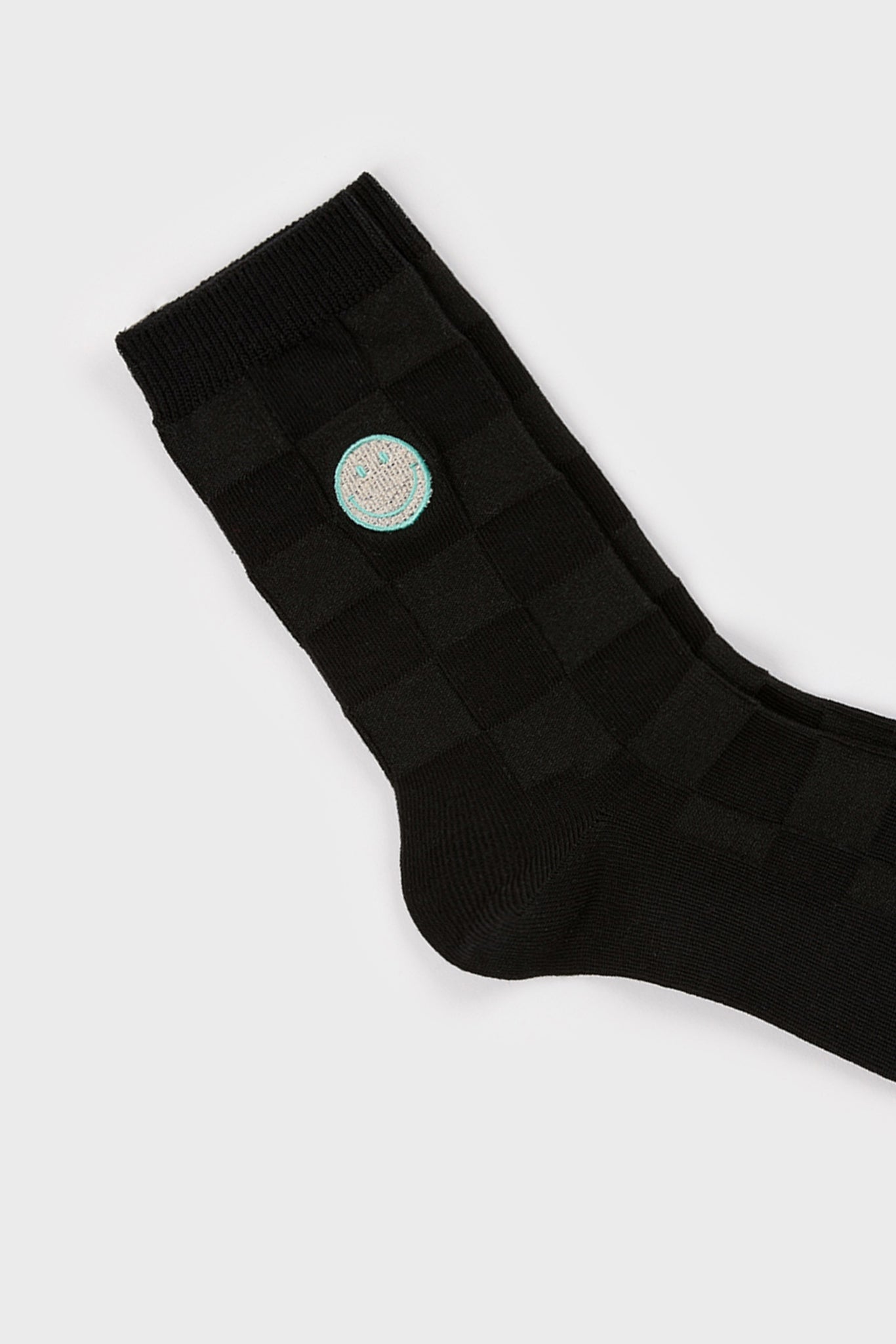 Black intarsia block embroidered smiley face socks_3