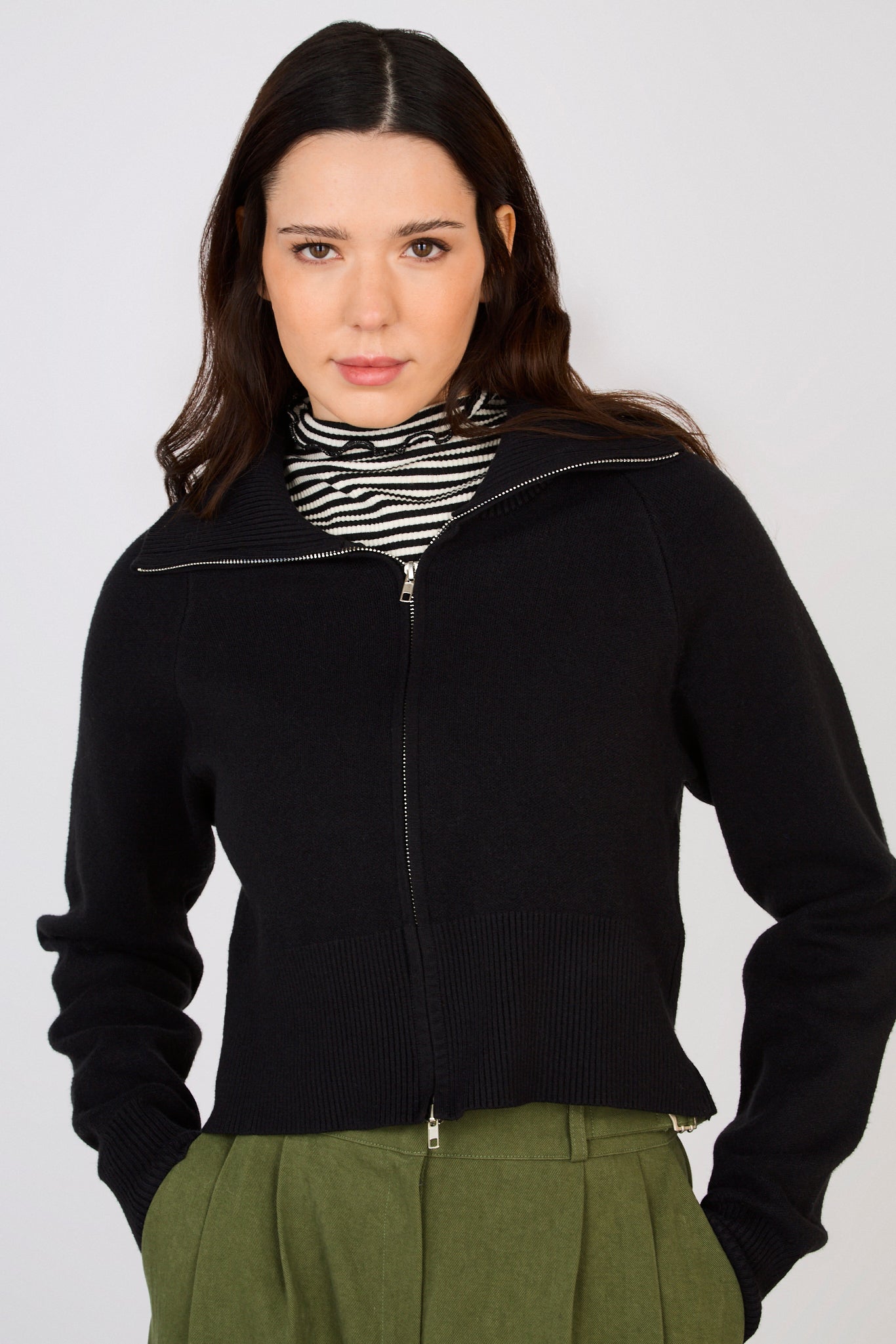 Black large wide collar cardigan_1