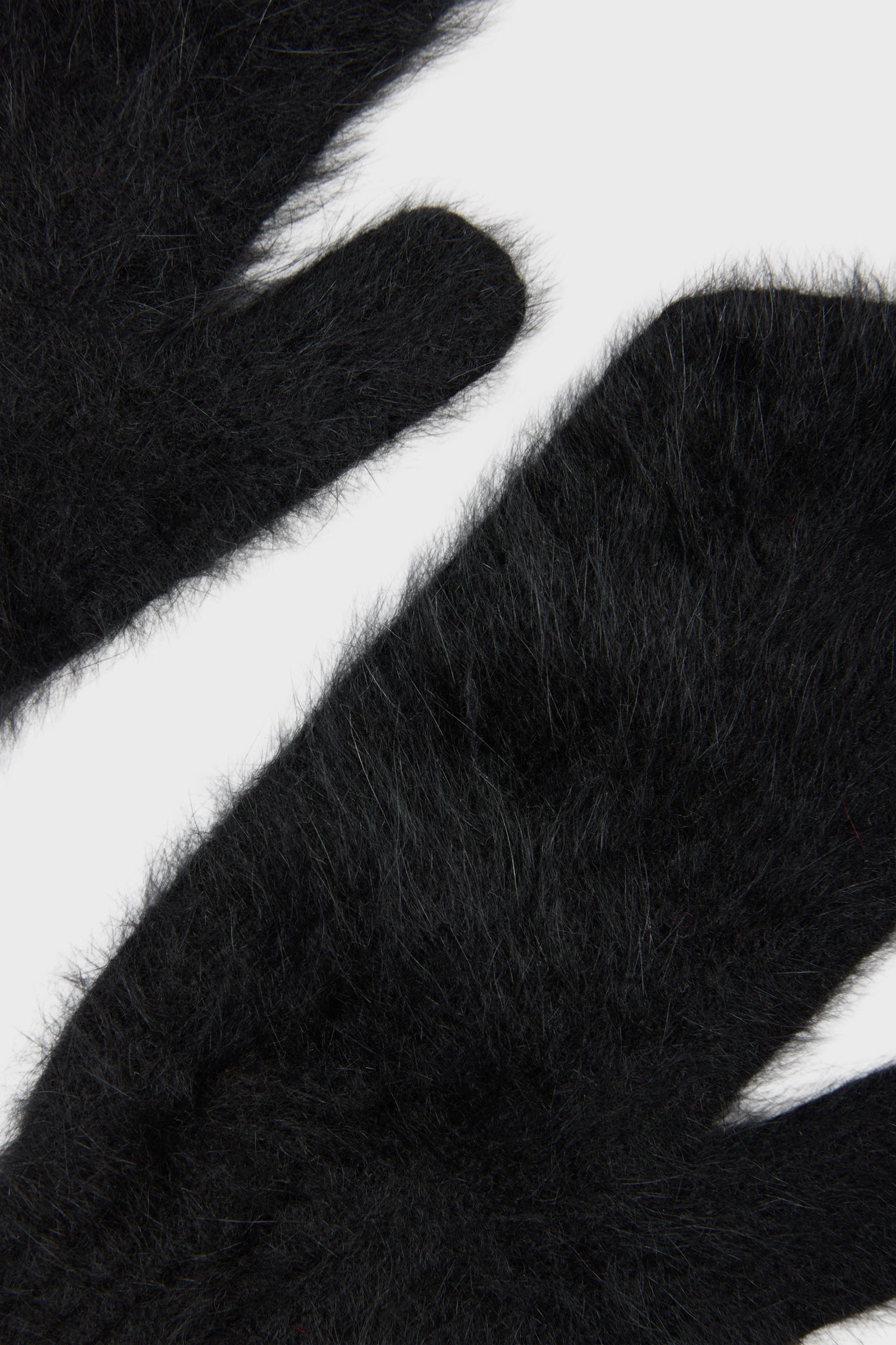 Black mohair mittens_3