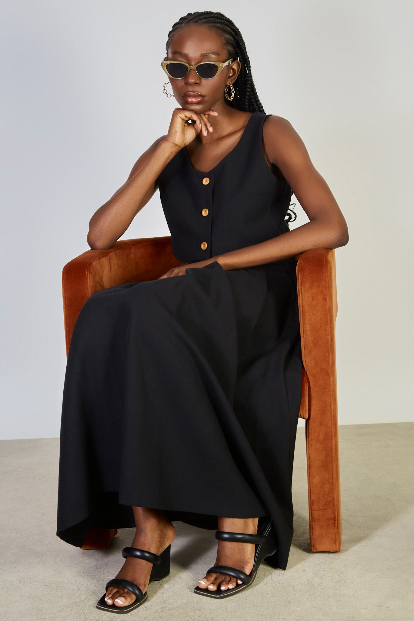 Black pleated skirt_5