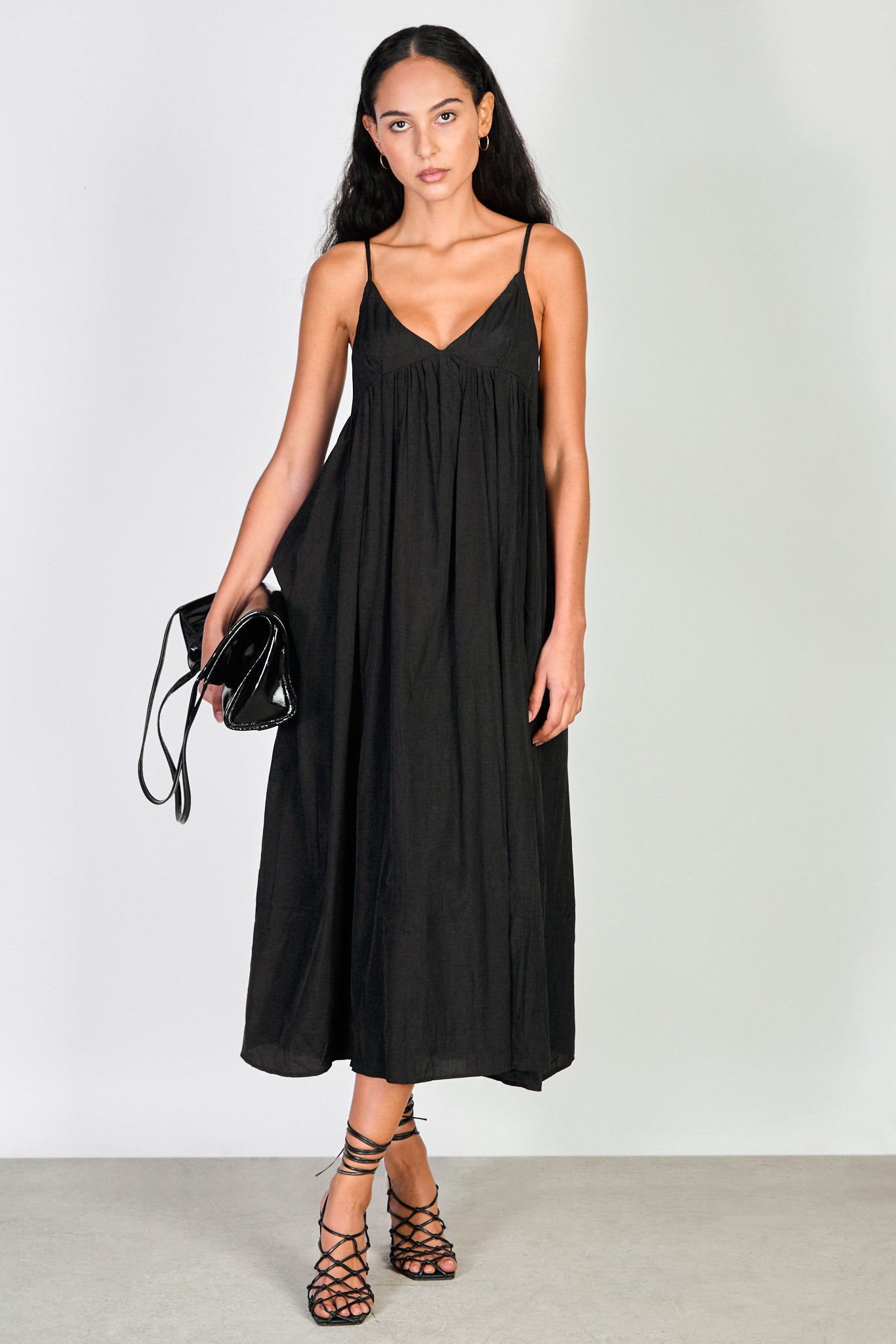 Black plunging neck spaghetti strap dress_1