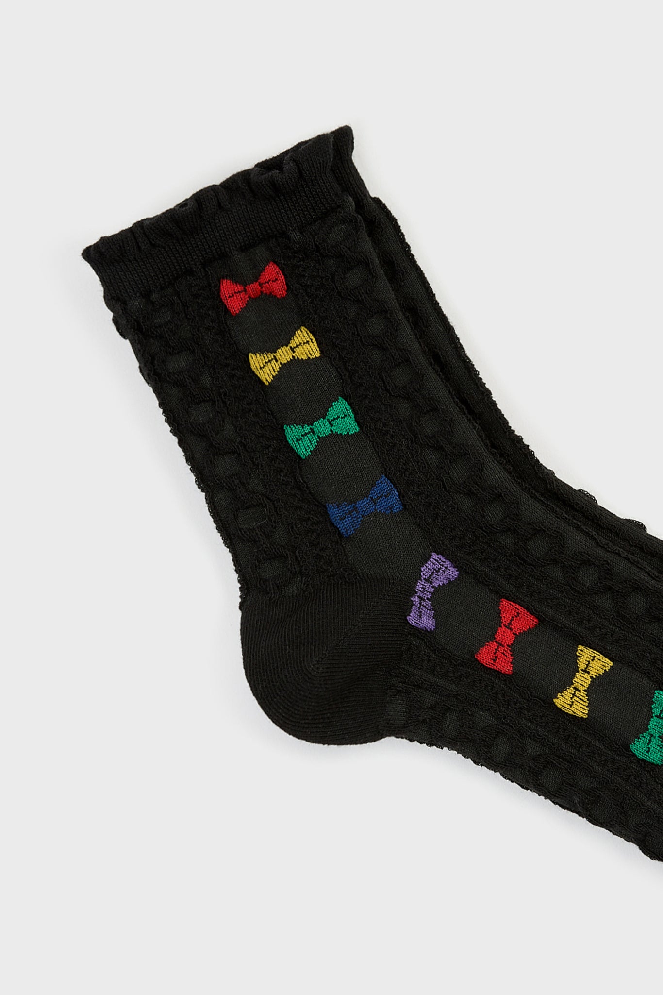 Black rainbow bowtie socks_4