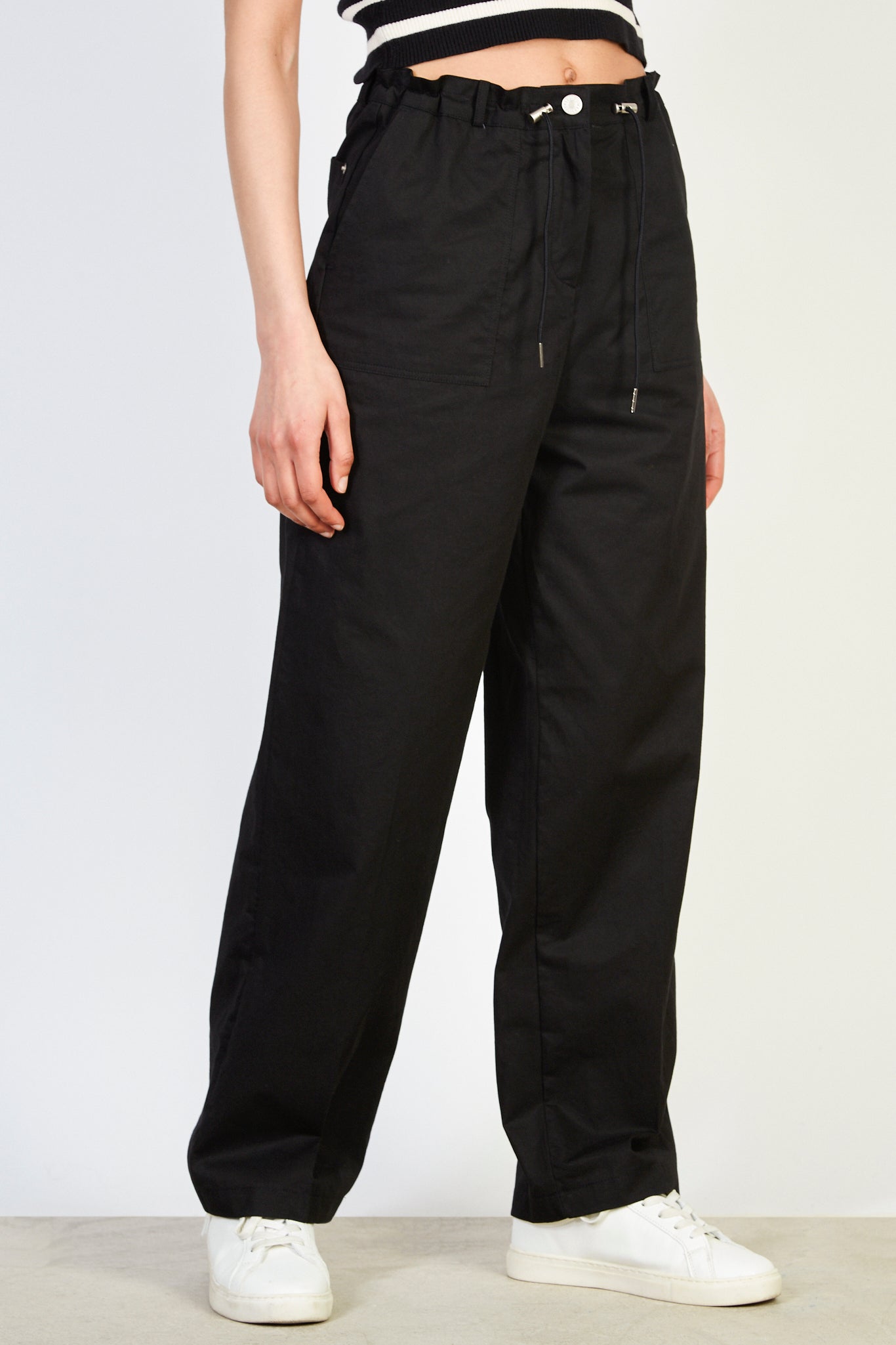 Black relaxed cinch waist trousers_1