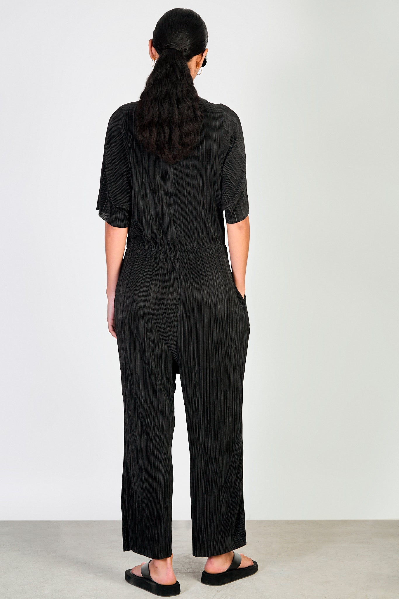 Black ribbbed tie waist jumpsuit_2