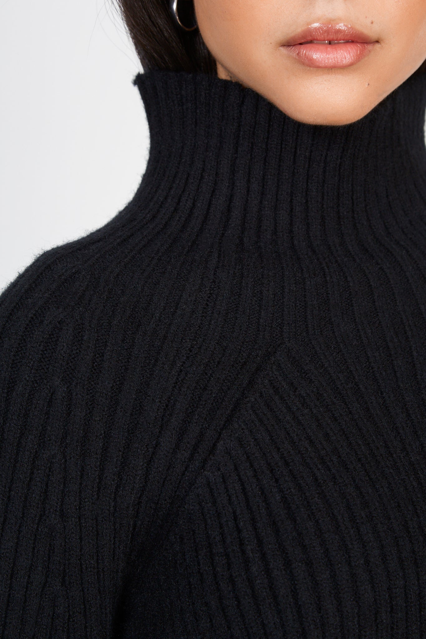 Black shaped thick rib turtleneck jumper_4