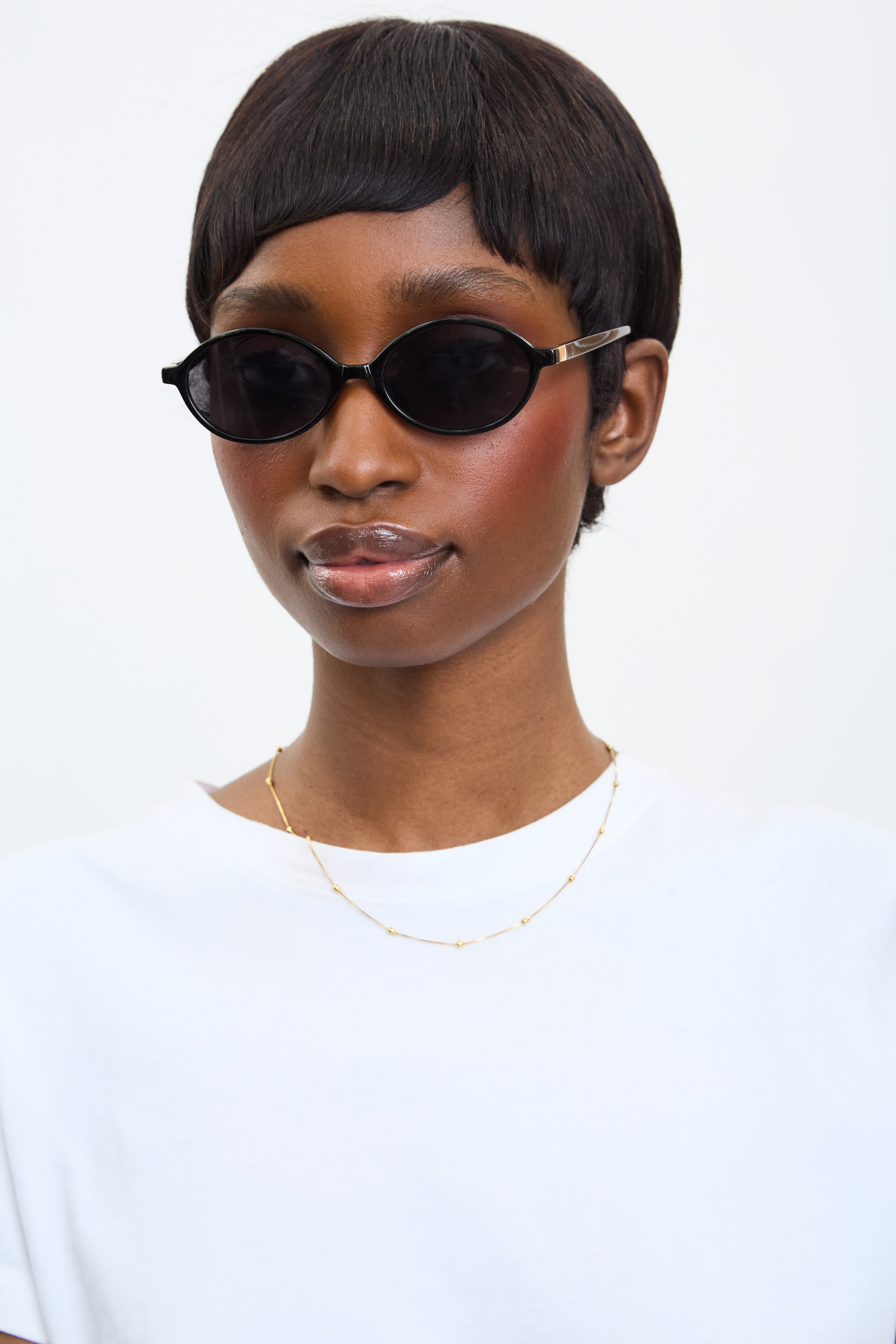 Black slim oval frame sunglasses_3