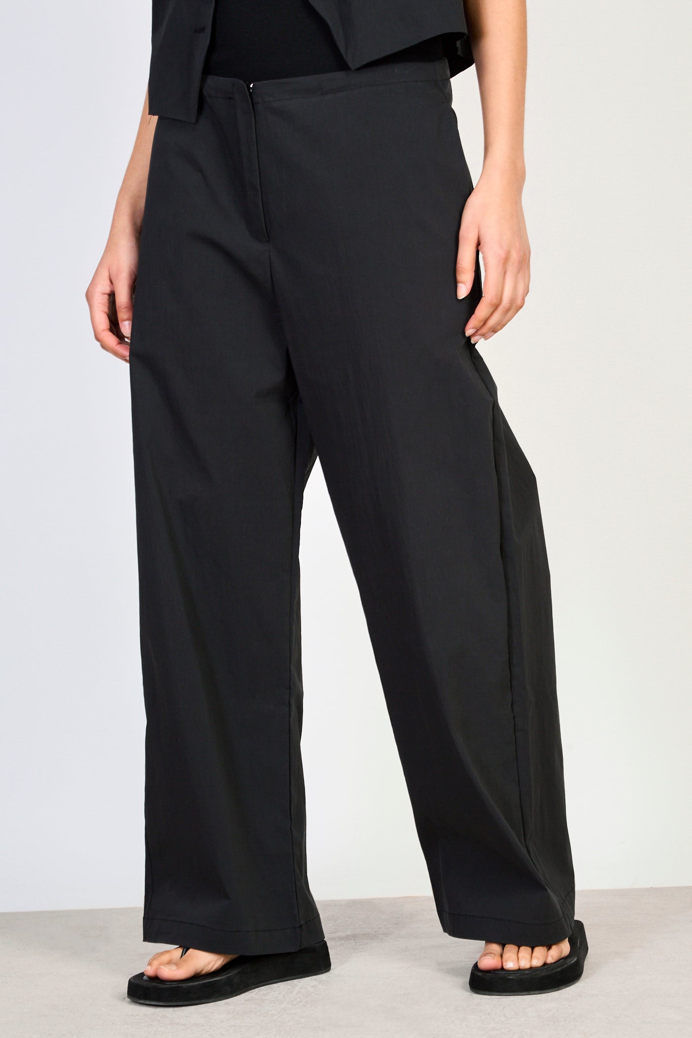 Black tailored tie waist trousers_1