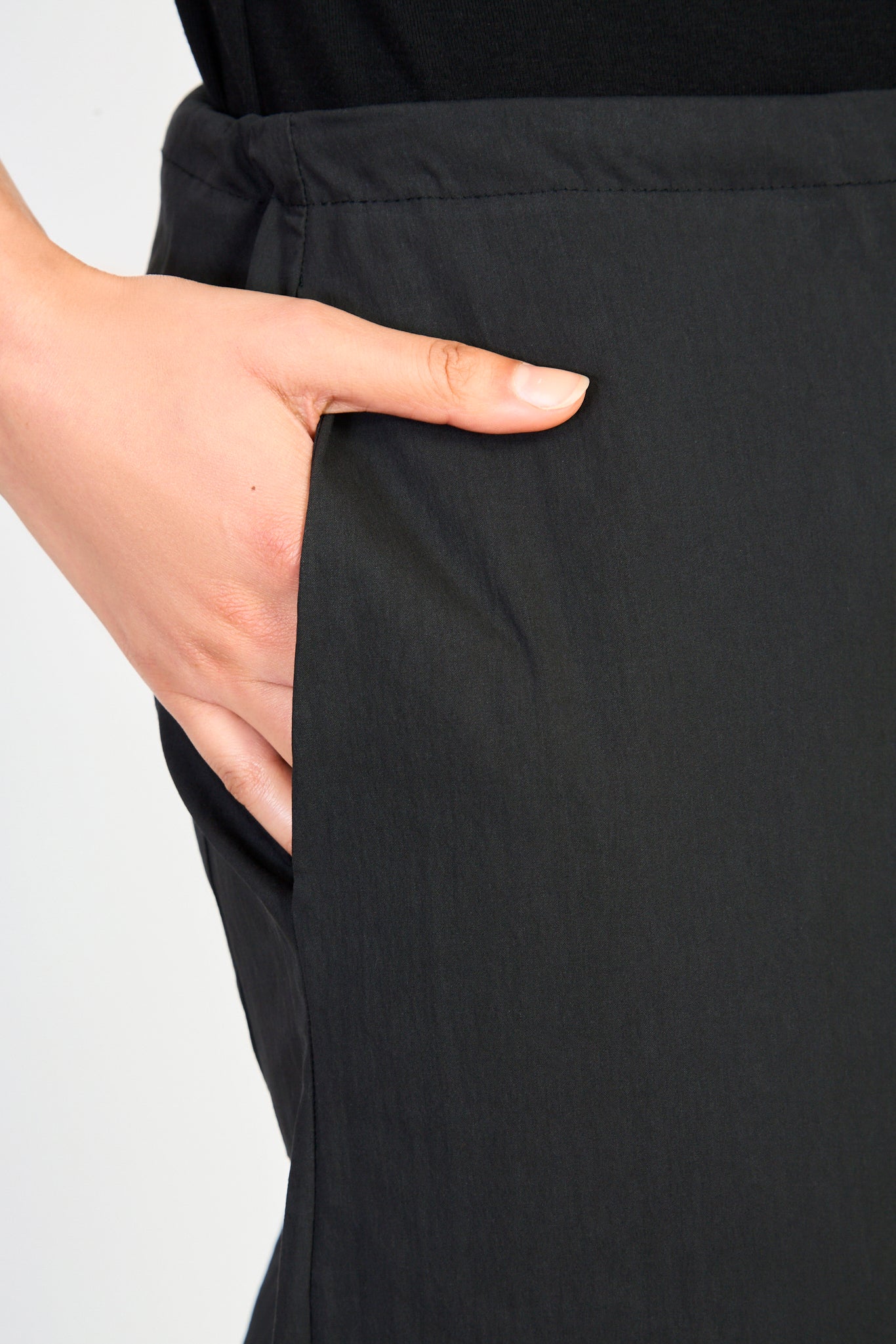 Black tailored tie waist trousers_3