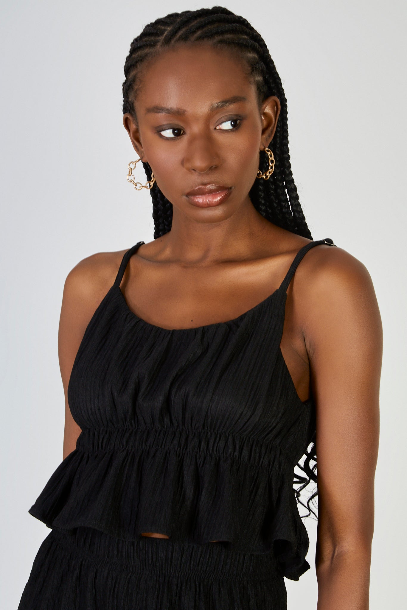 Black textured crinkle tiered tank_1