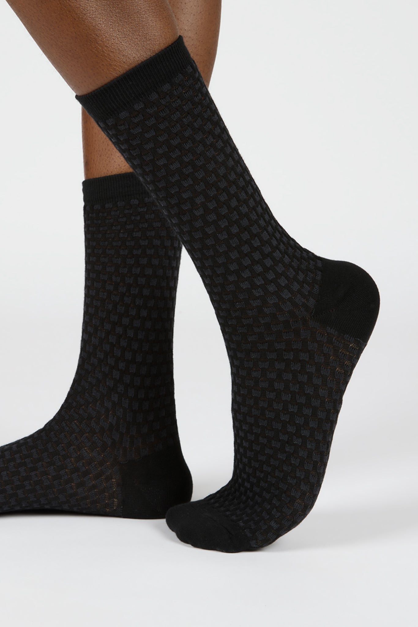 Black two tone waffle socks_2