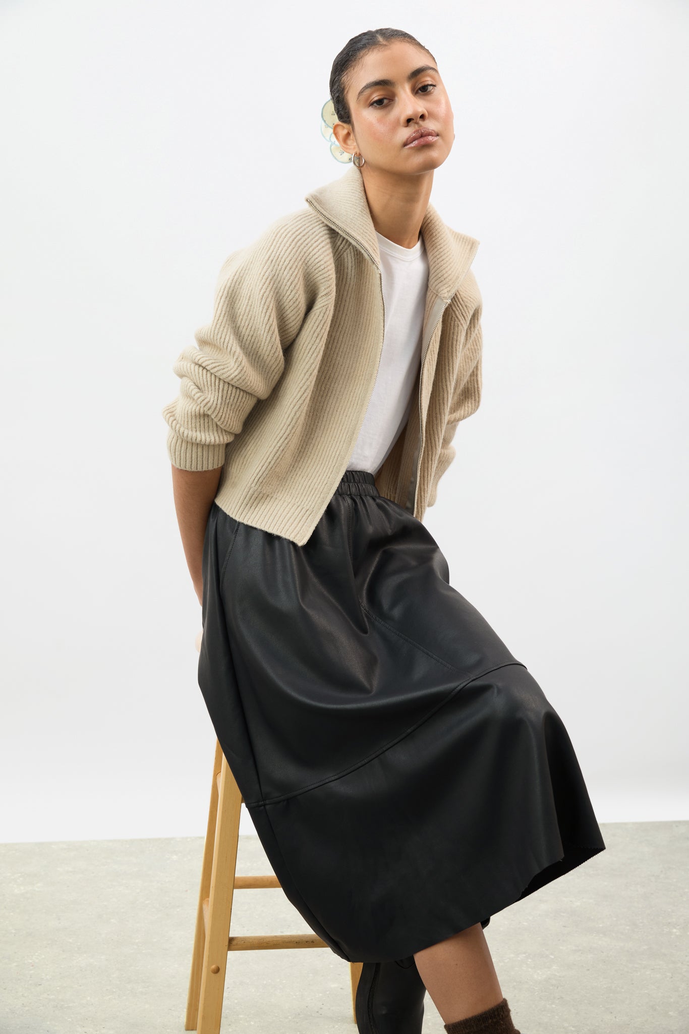 Black vegan leather block skirt_5