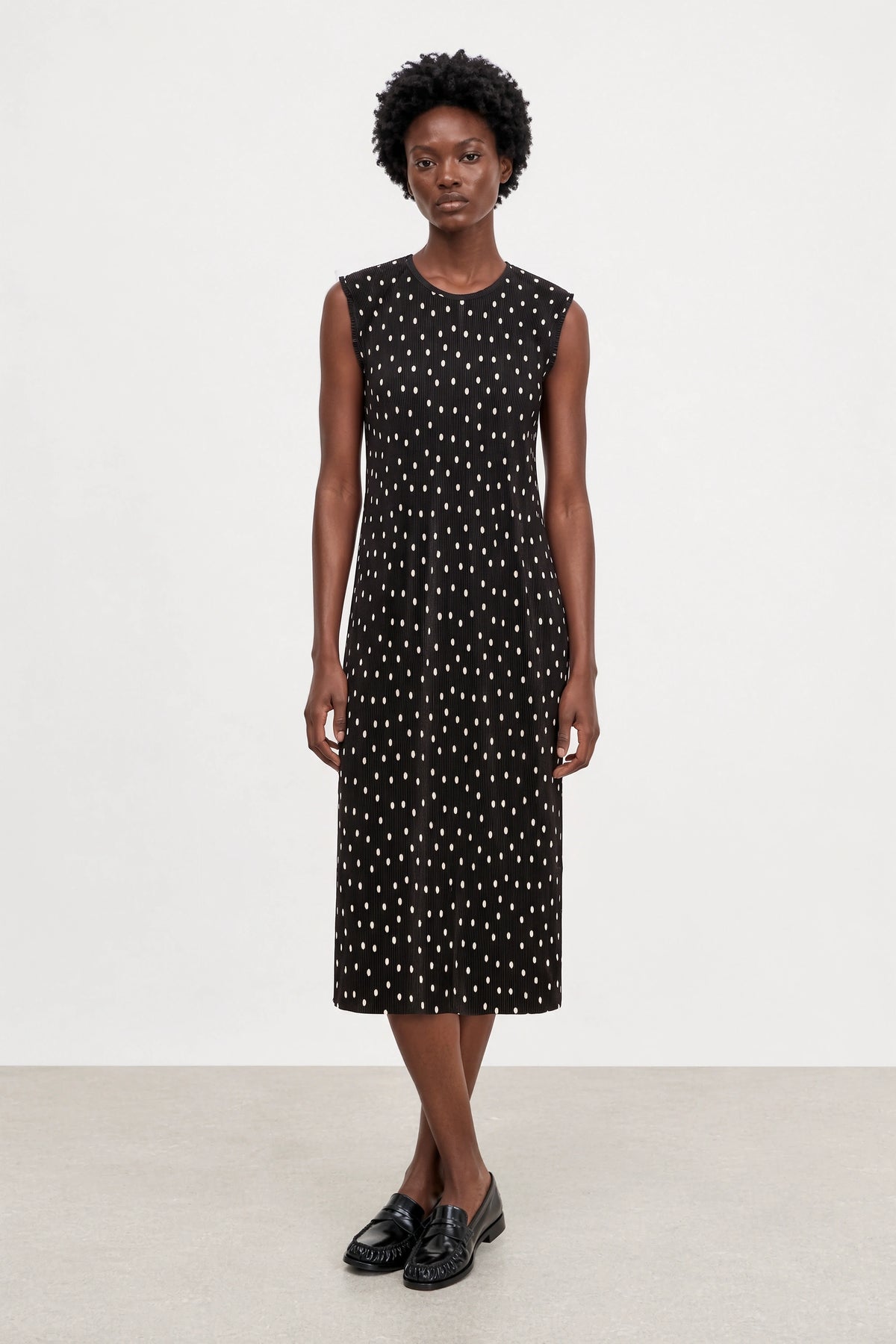 Black and ivory polka dot ribbed sleeveless column dress_1