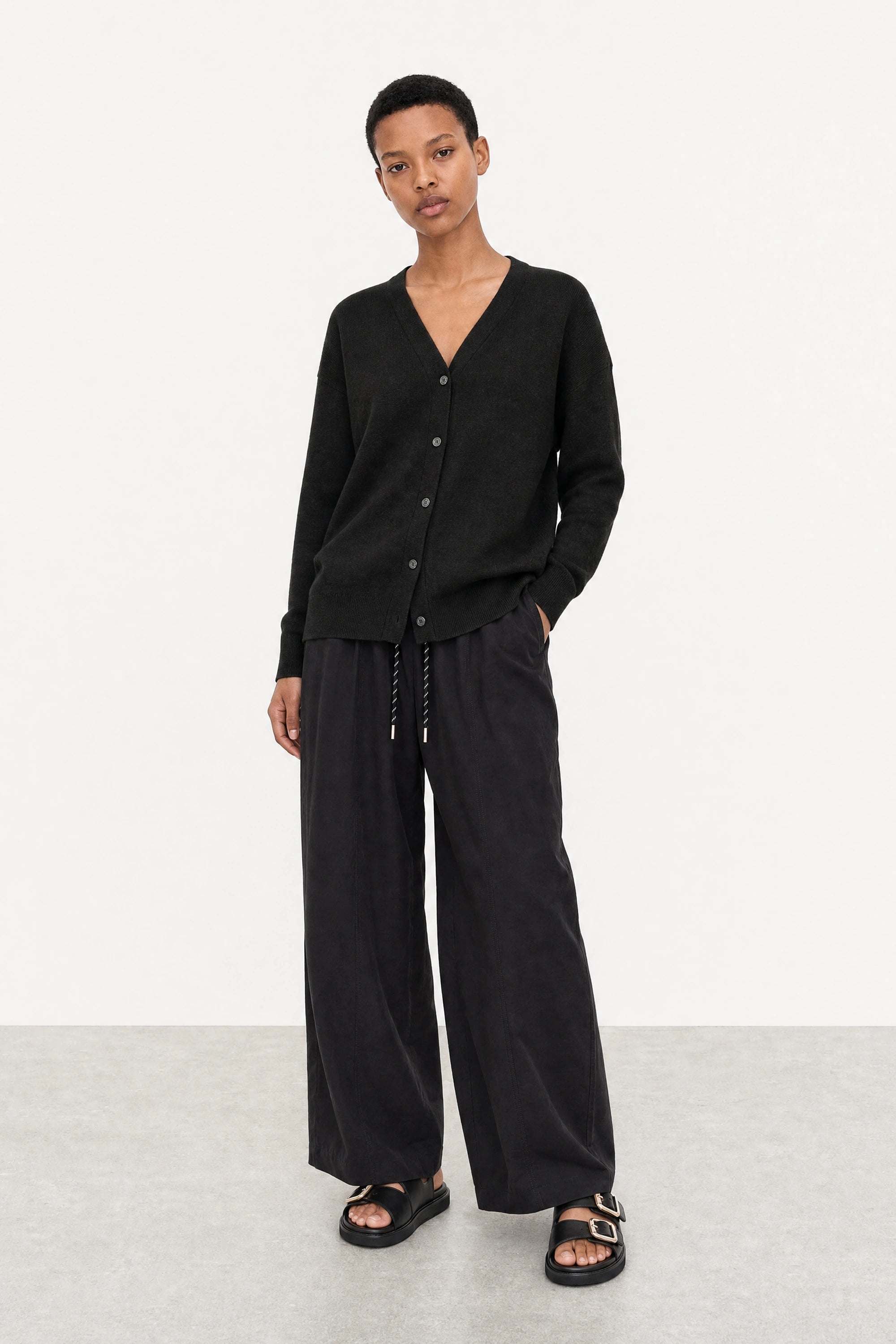 Black bamboo blend boyfriend cardigan_4