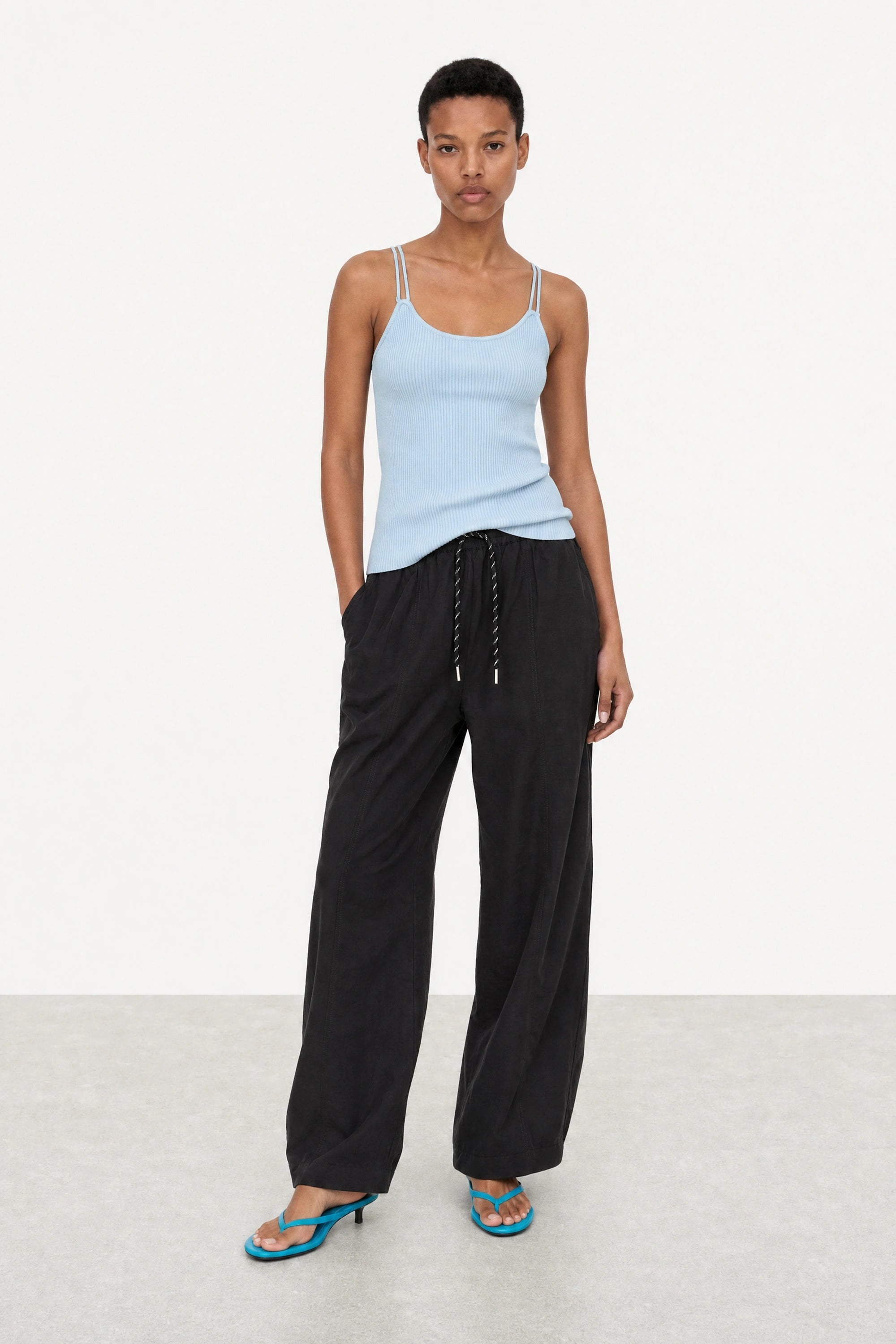 Black contrast drawstring relaxed balloon leg trousers_4