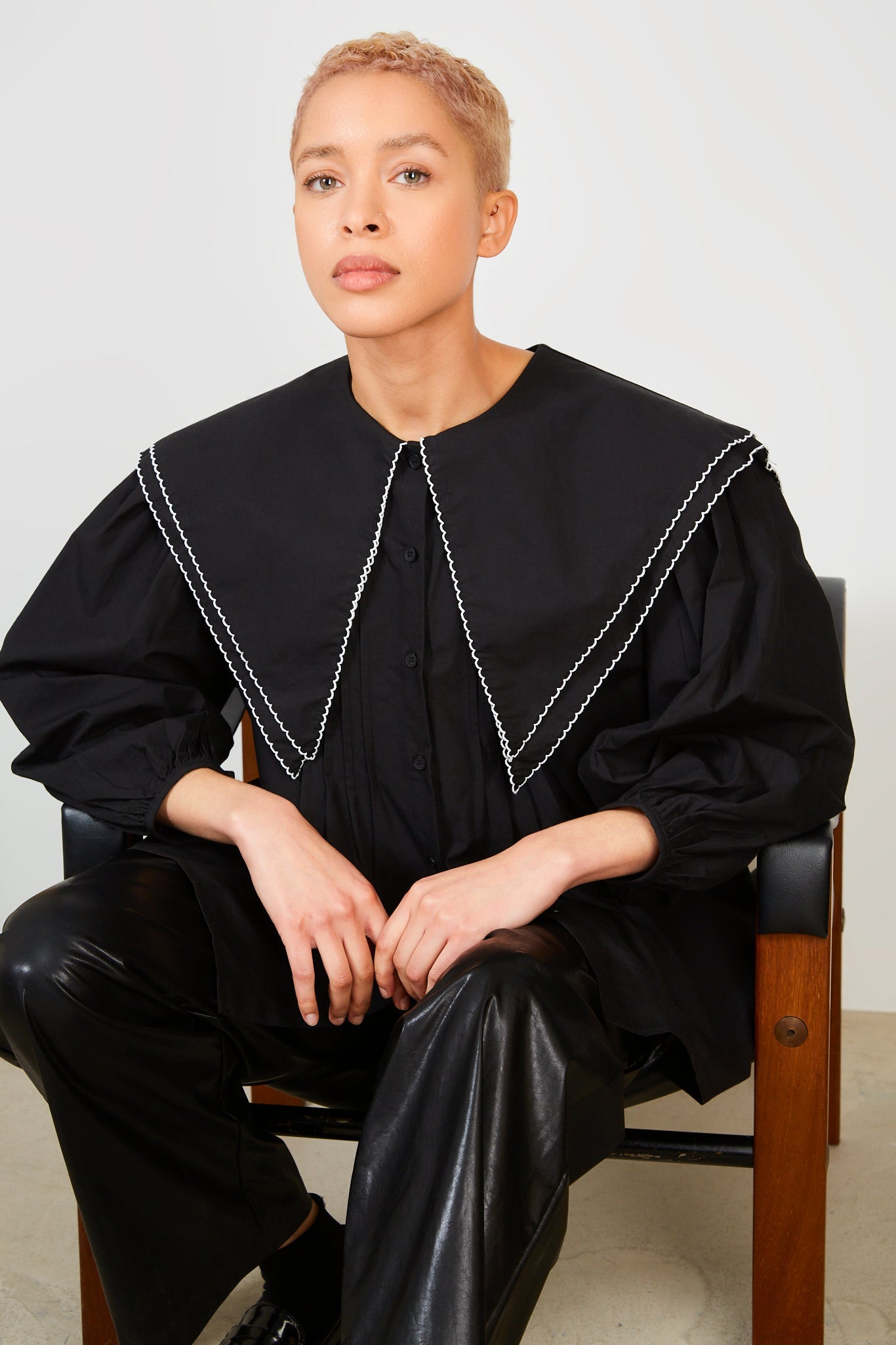 Black and ivory trim double giant collar blouse_1