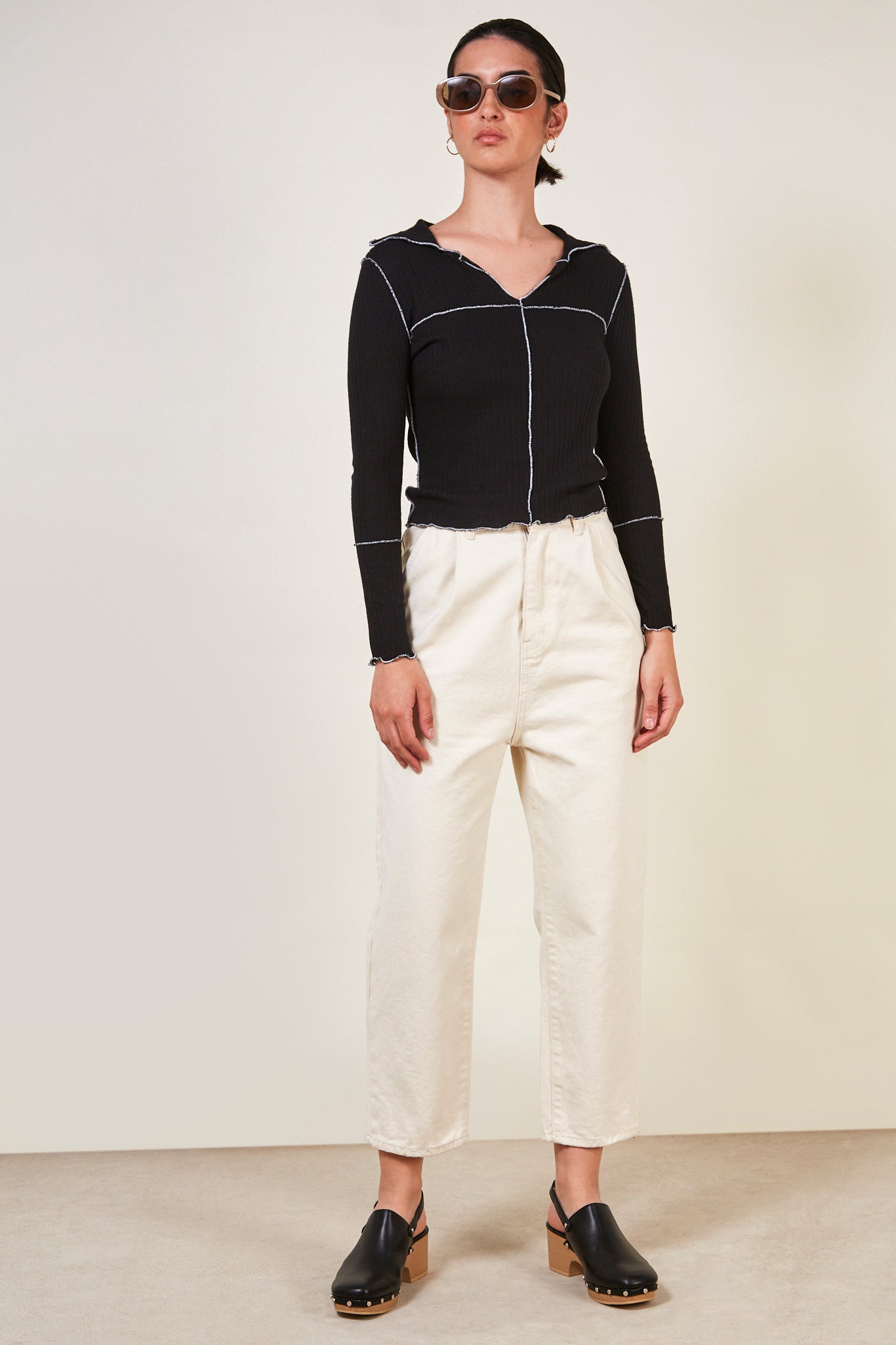 Black and white trim collar top_4