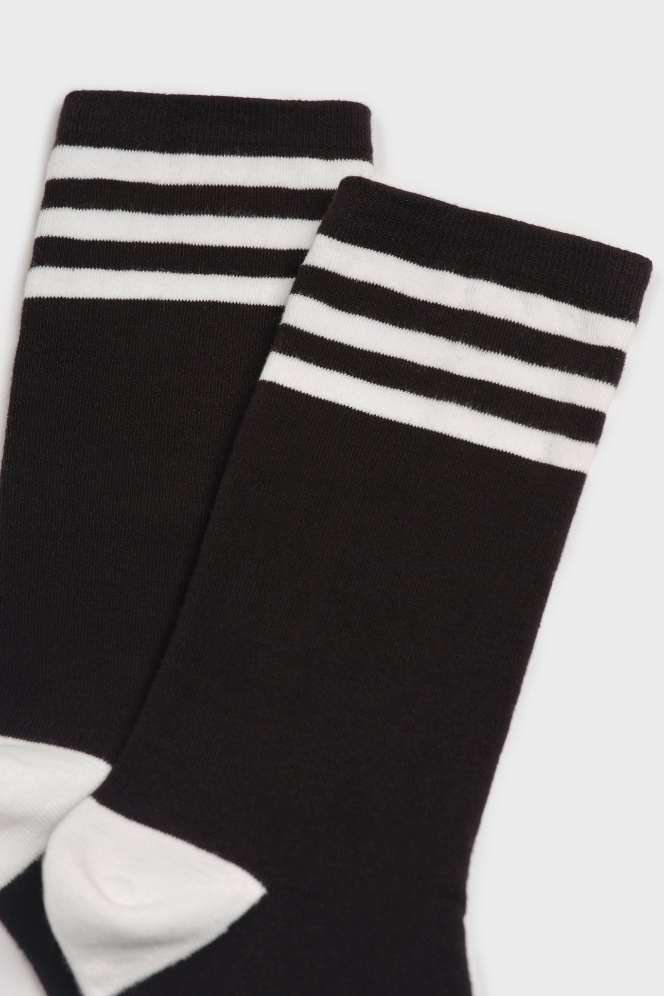Black and white varsity striped socks_4