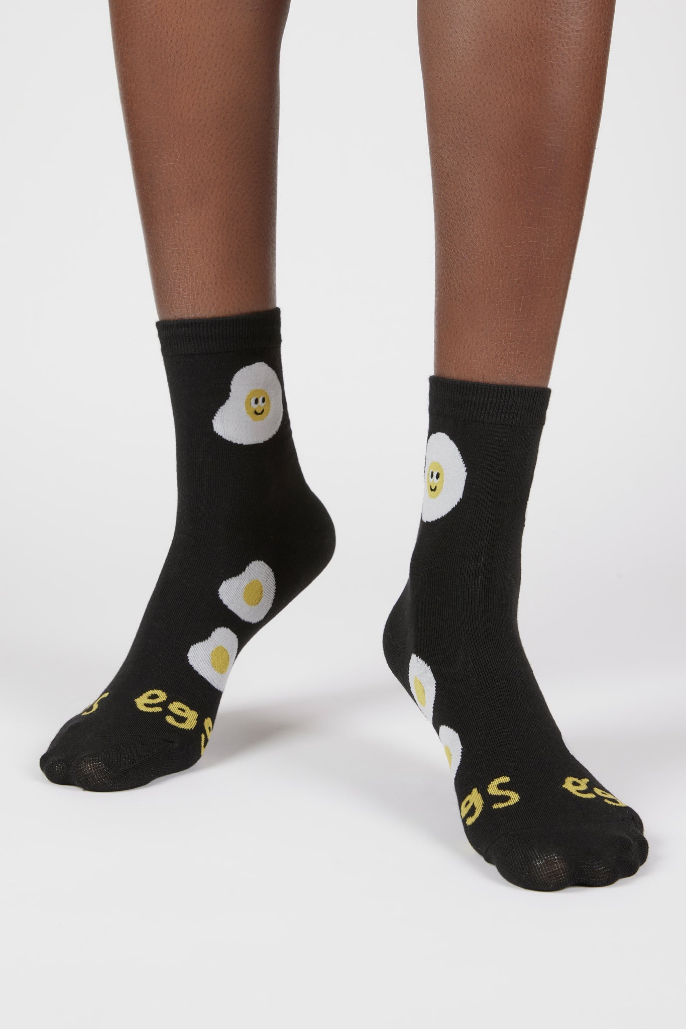 Black graphic eggs socks_4
