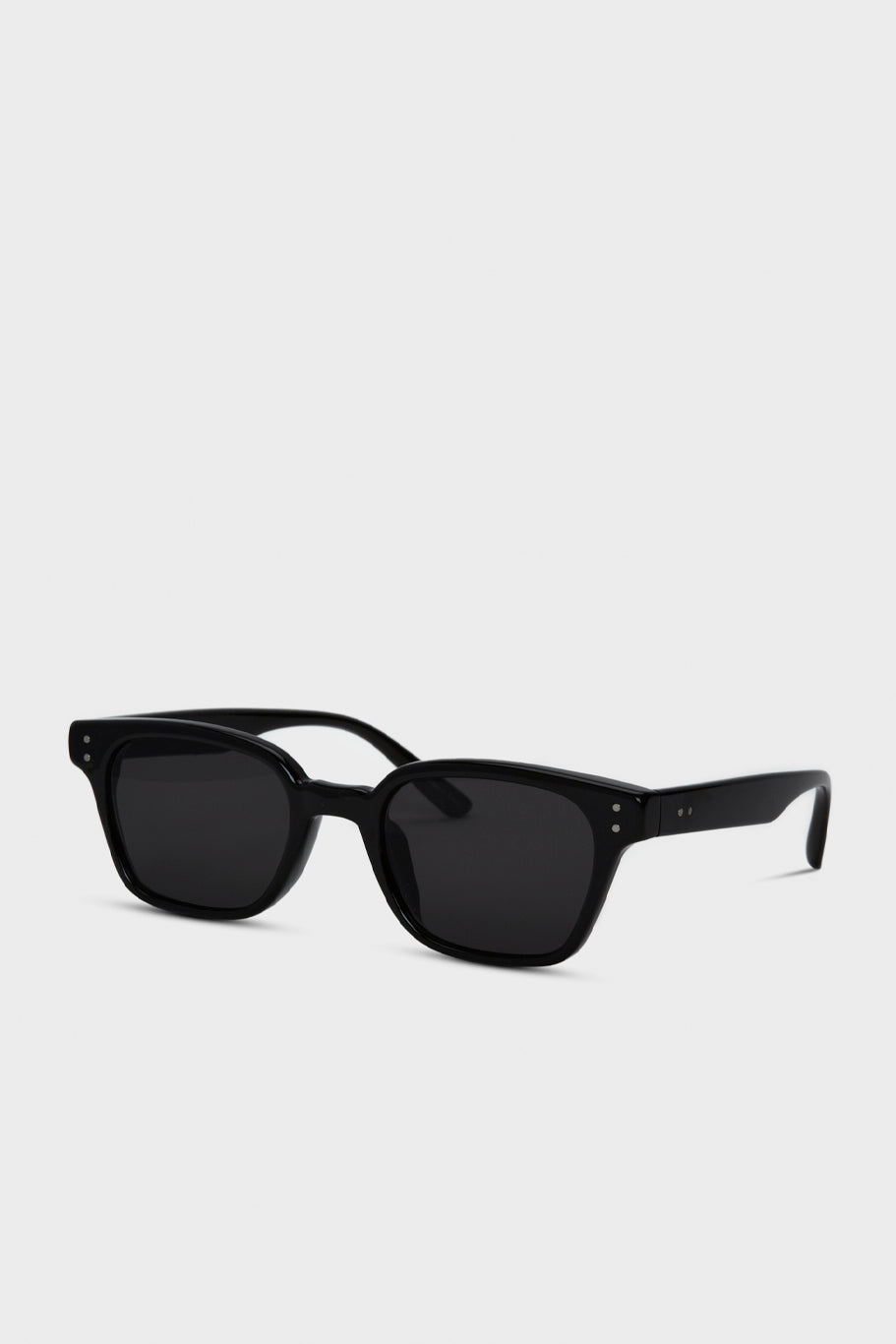 Black shaped frame black lens sunglasses_2