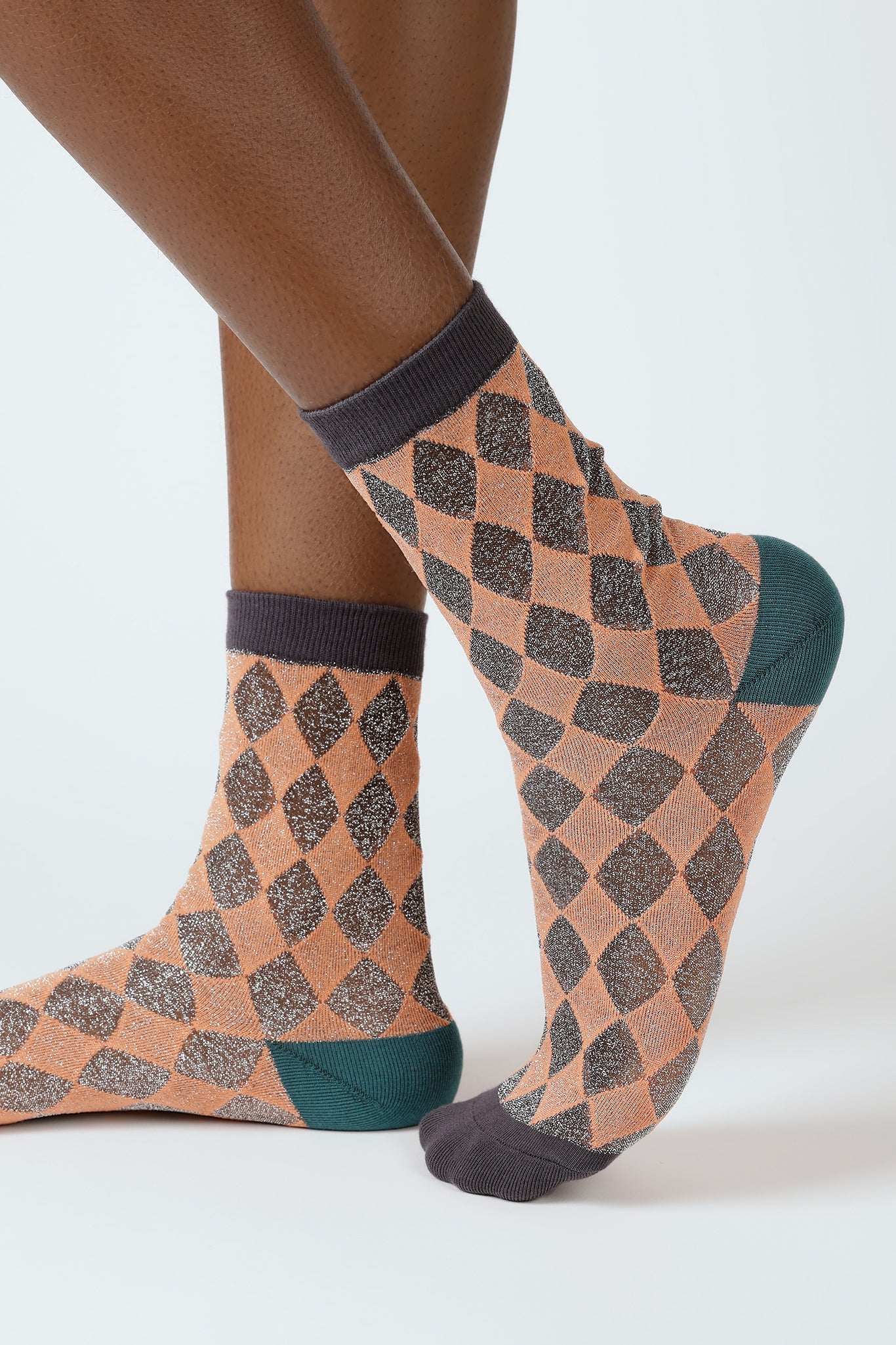 Black sheer diamond socks_1
