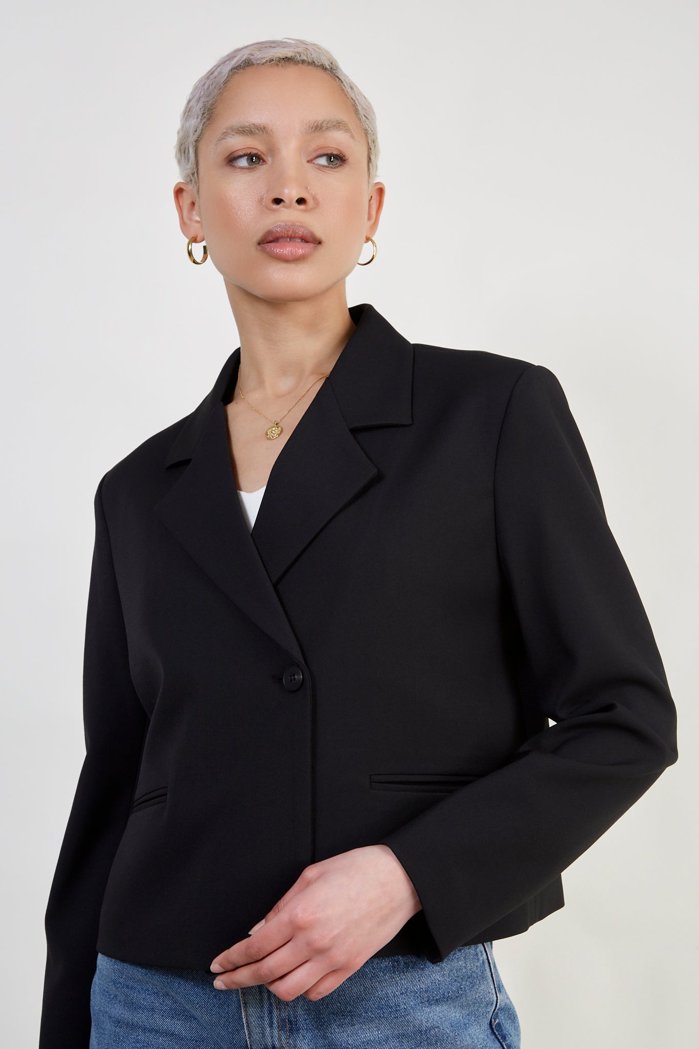 Black short suit jacket_1