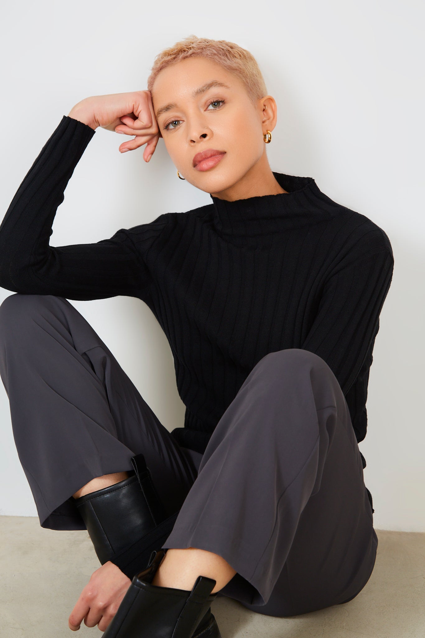 Black thick rib mock neck knit top_5