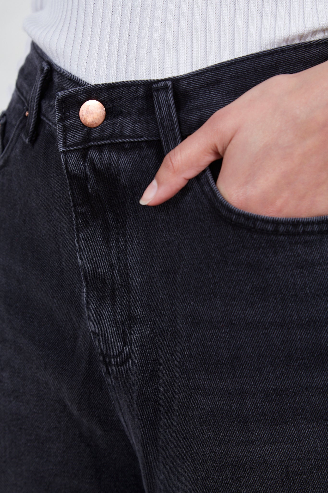 Black washed wide leg jeans_4