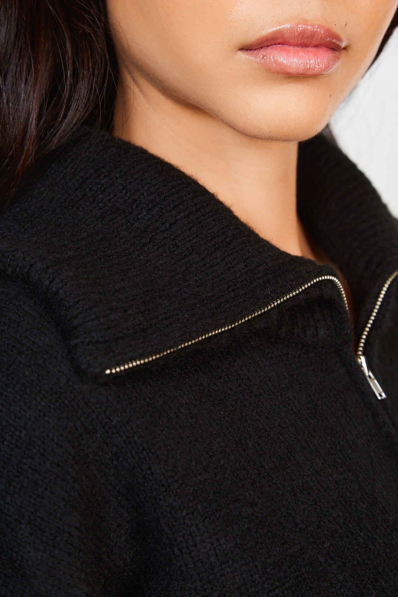Black zip neck collared jumper_5