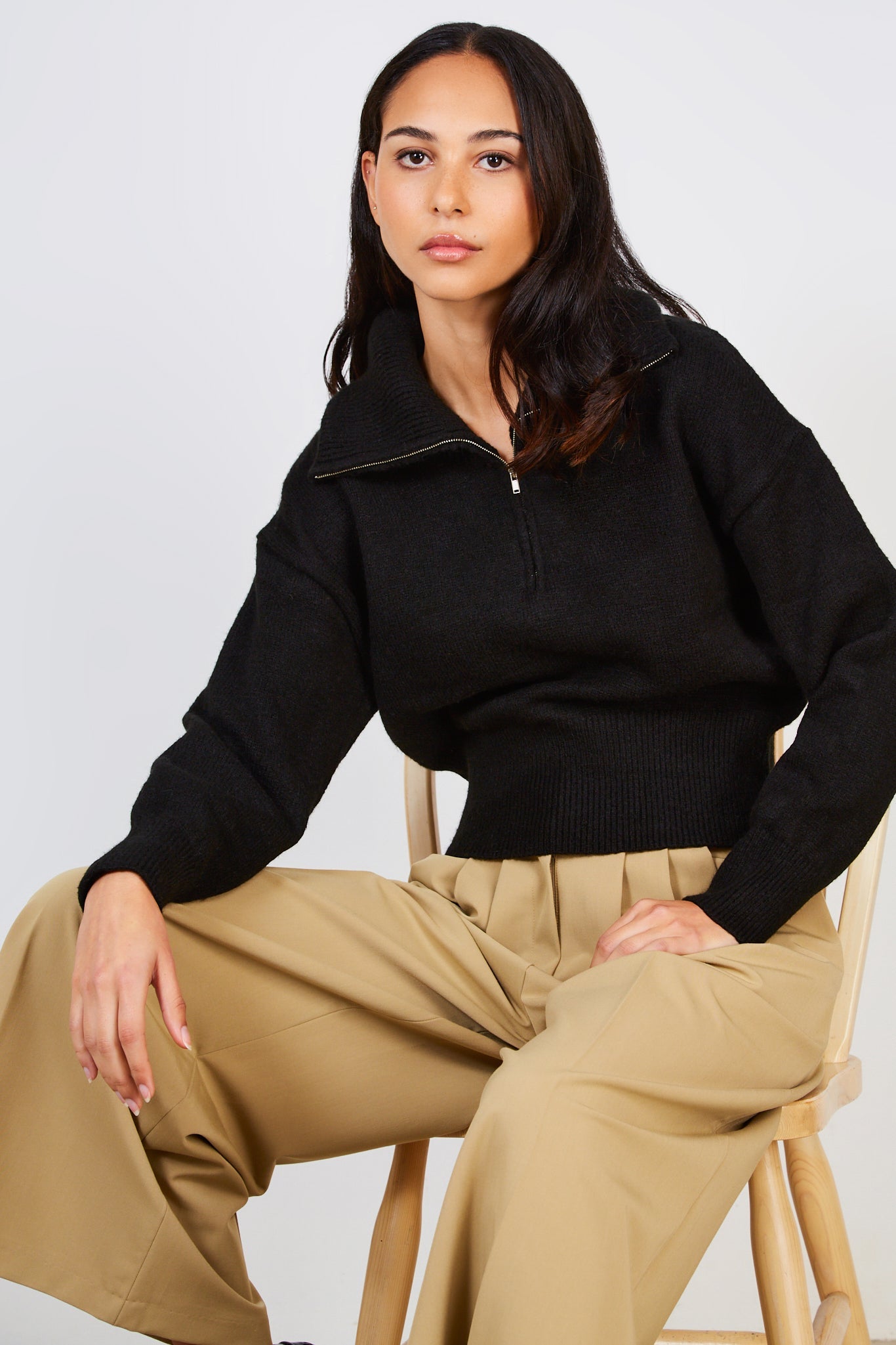 Black zip neck collared jumper_1