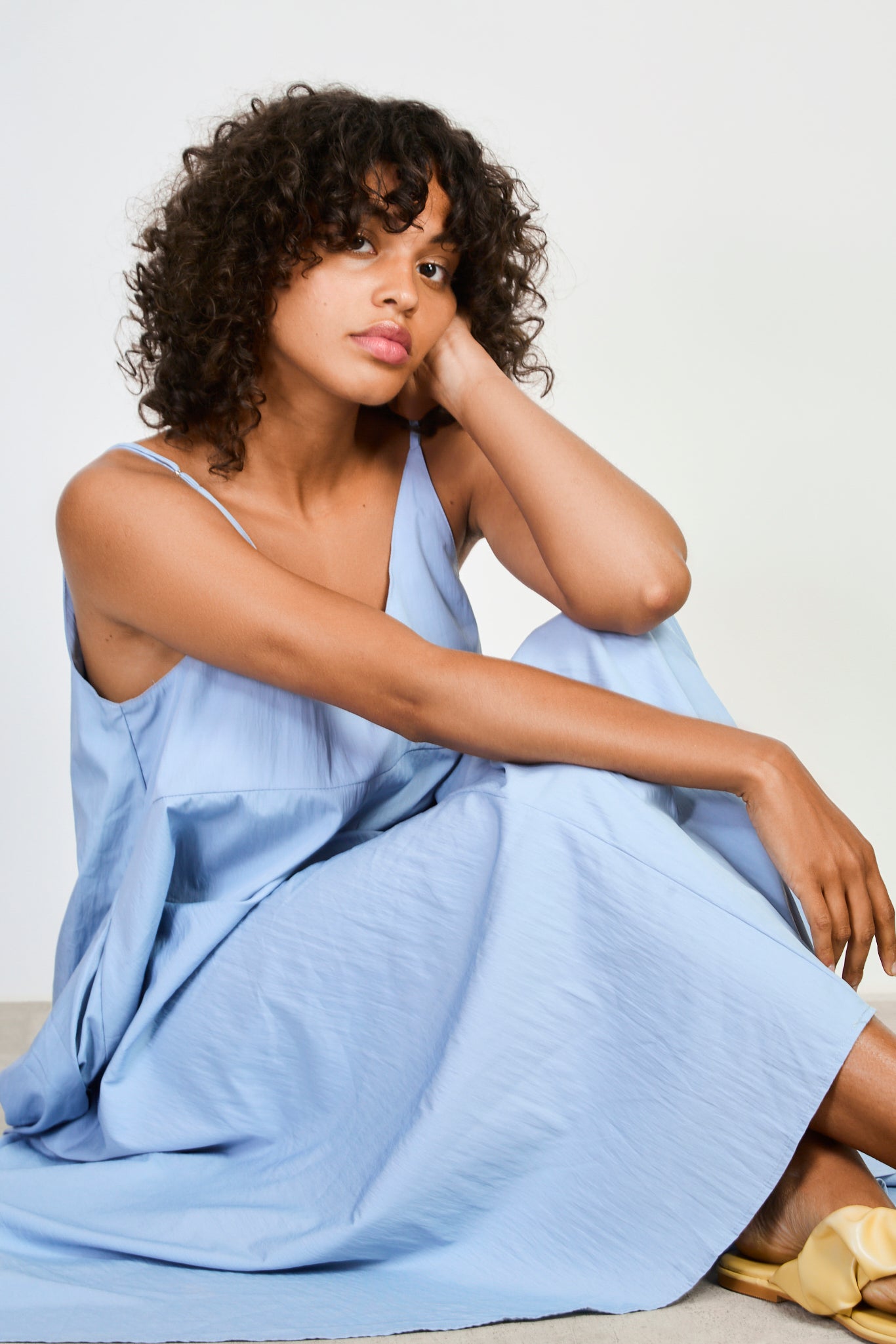 Blue V neck floaty midi dress_5