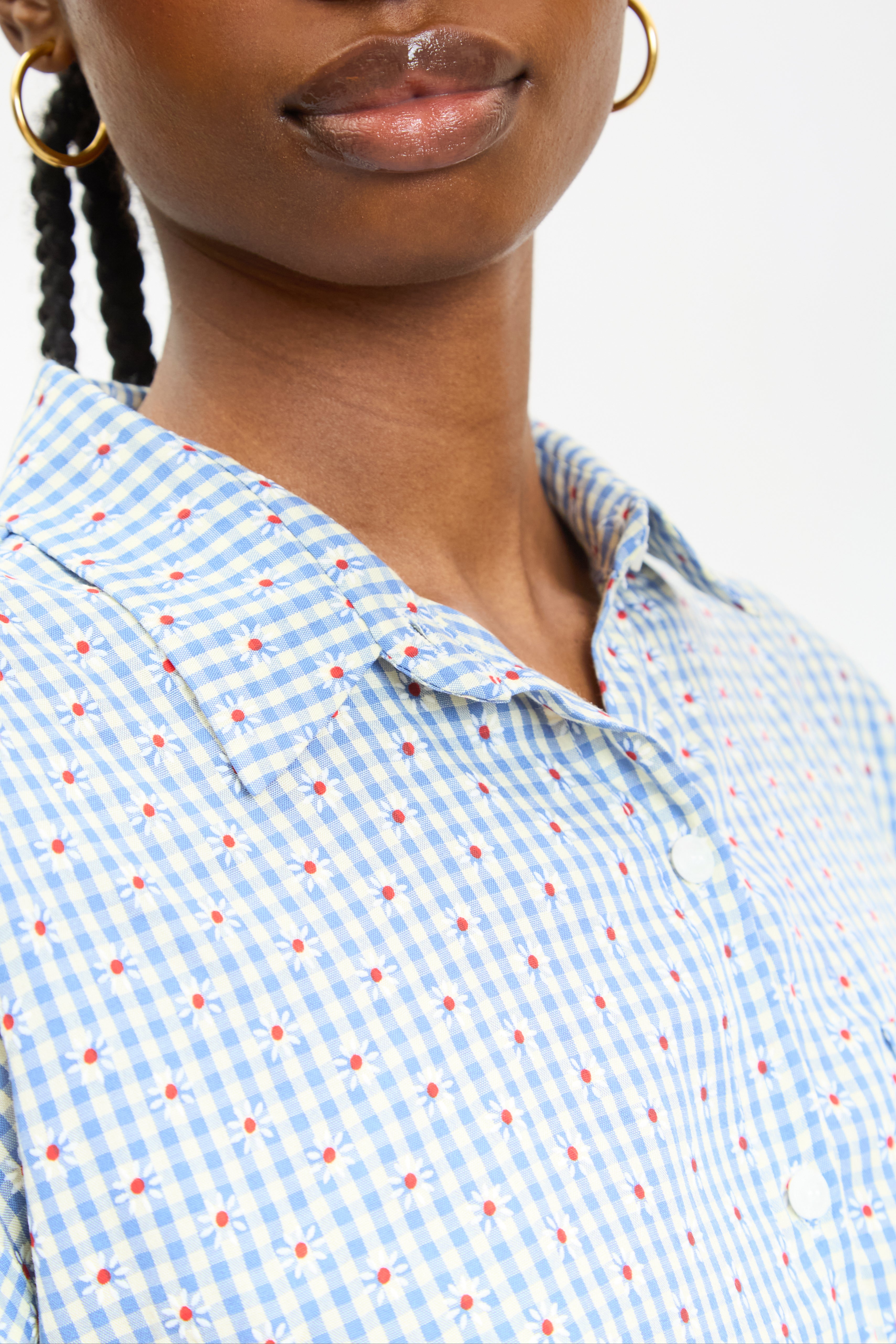 Blue daisy gingham short sleeved shirt_3