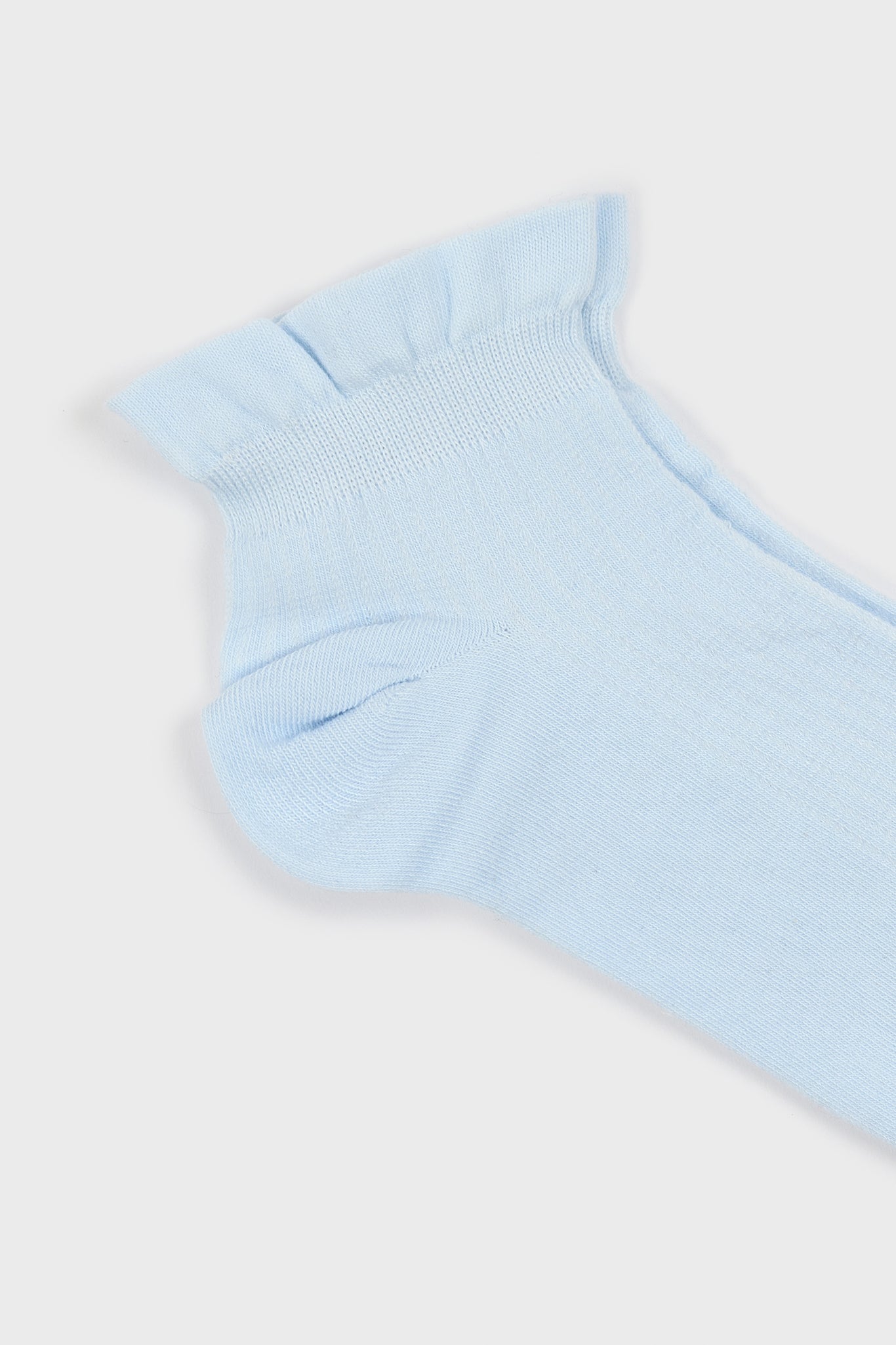 Blue large ruffle trim ankle socks_2