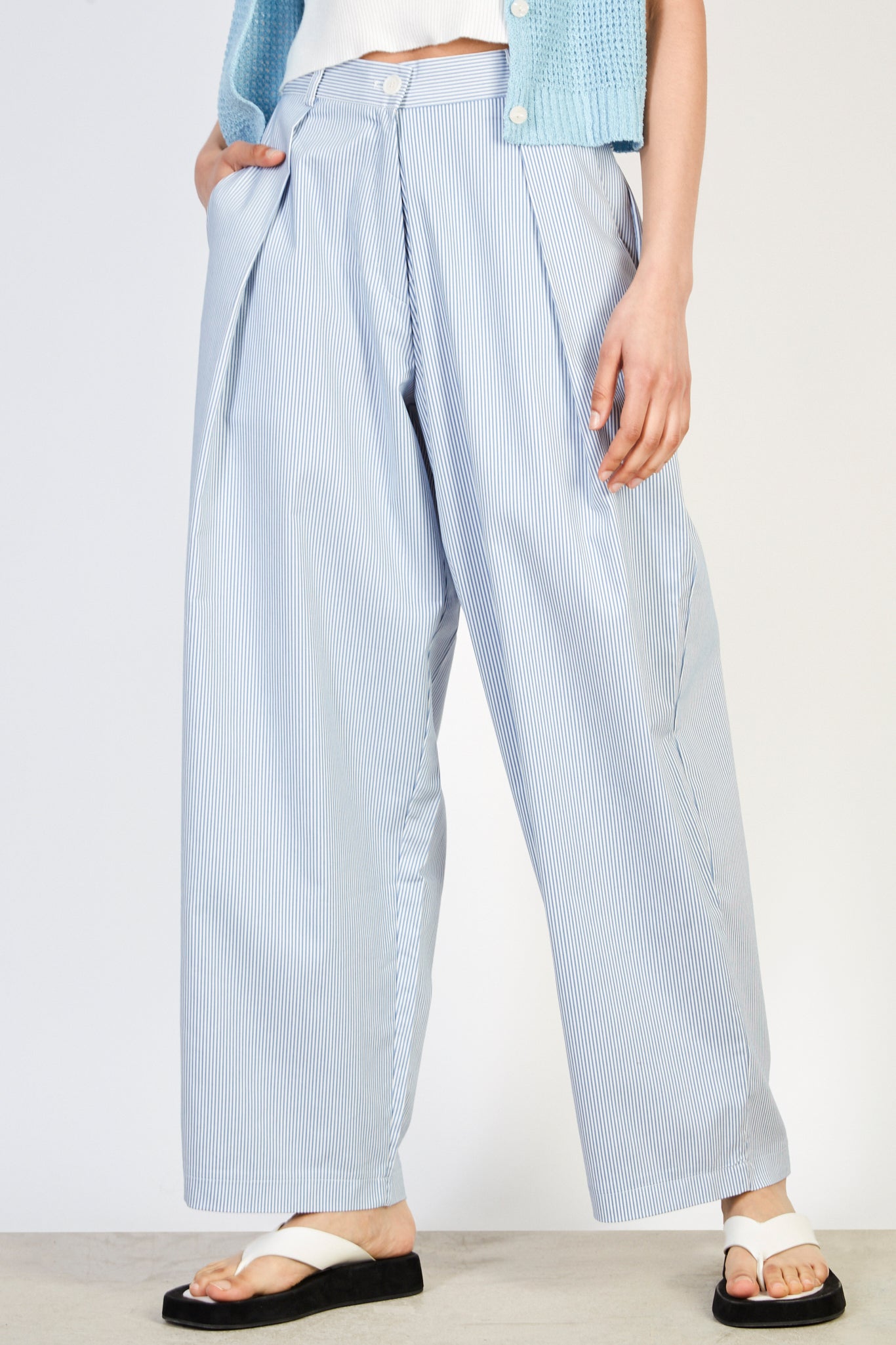 Blue seersucker large pleat trousers_1