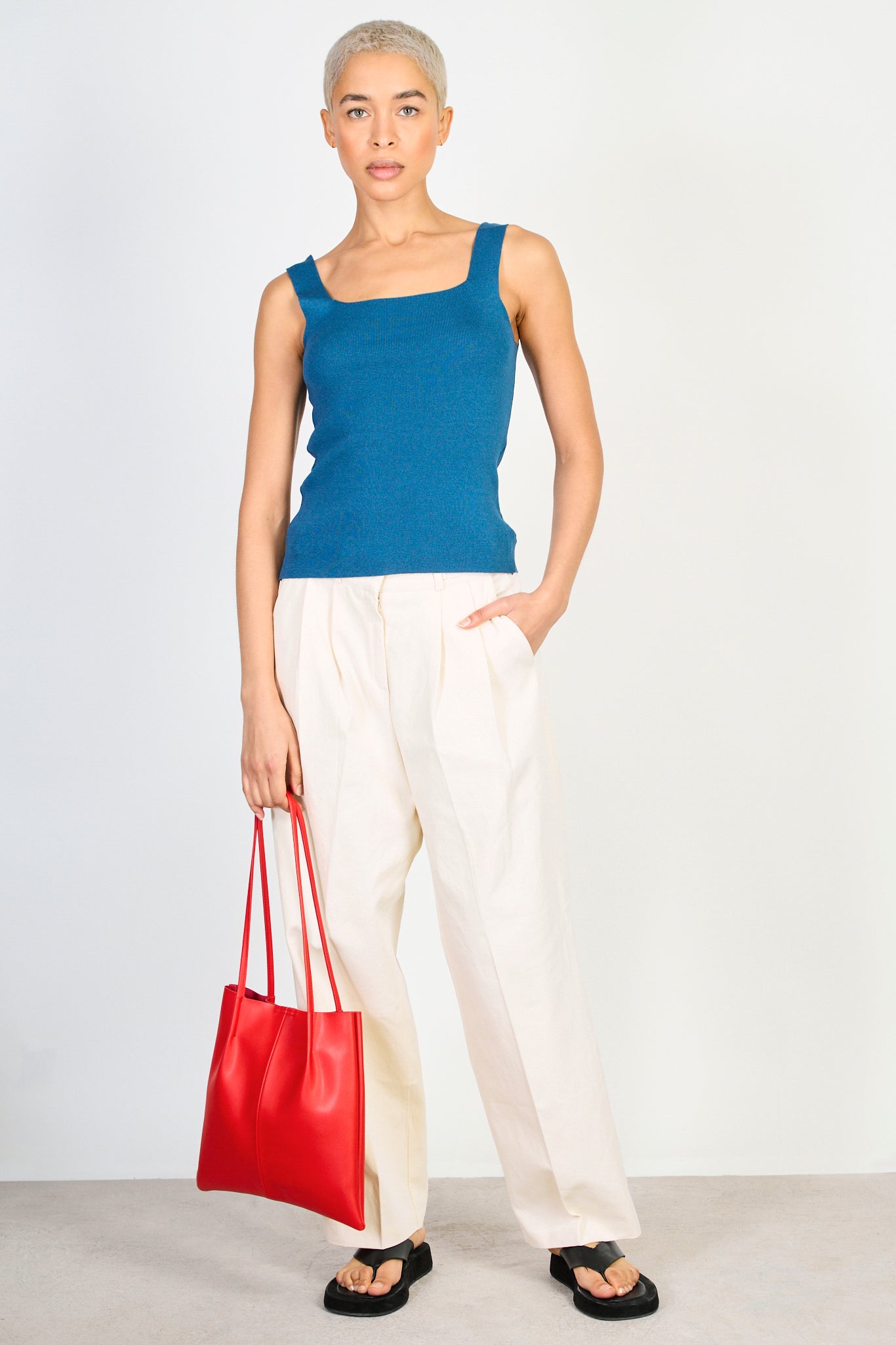 Blue square neck knit tank_4