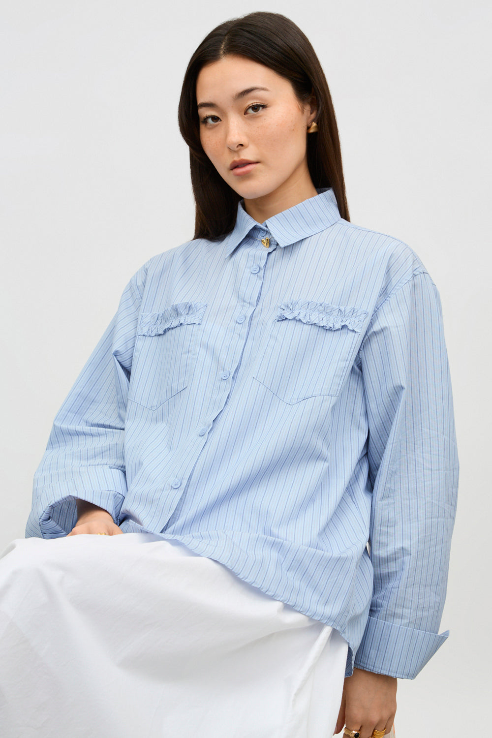 Blue striped ruffle pocket trim shirt_5
