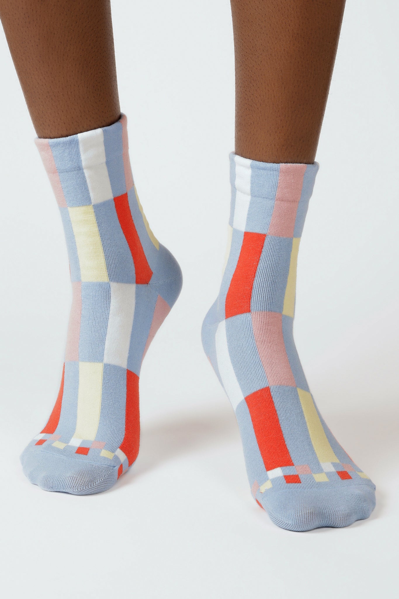 Blue bright rectangles socks_4