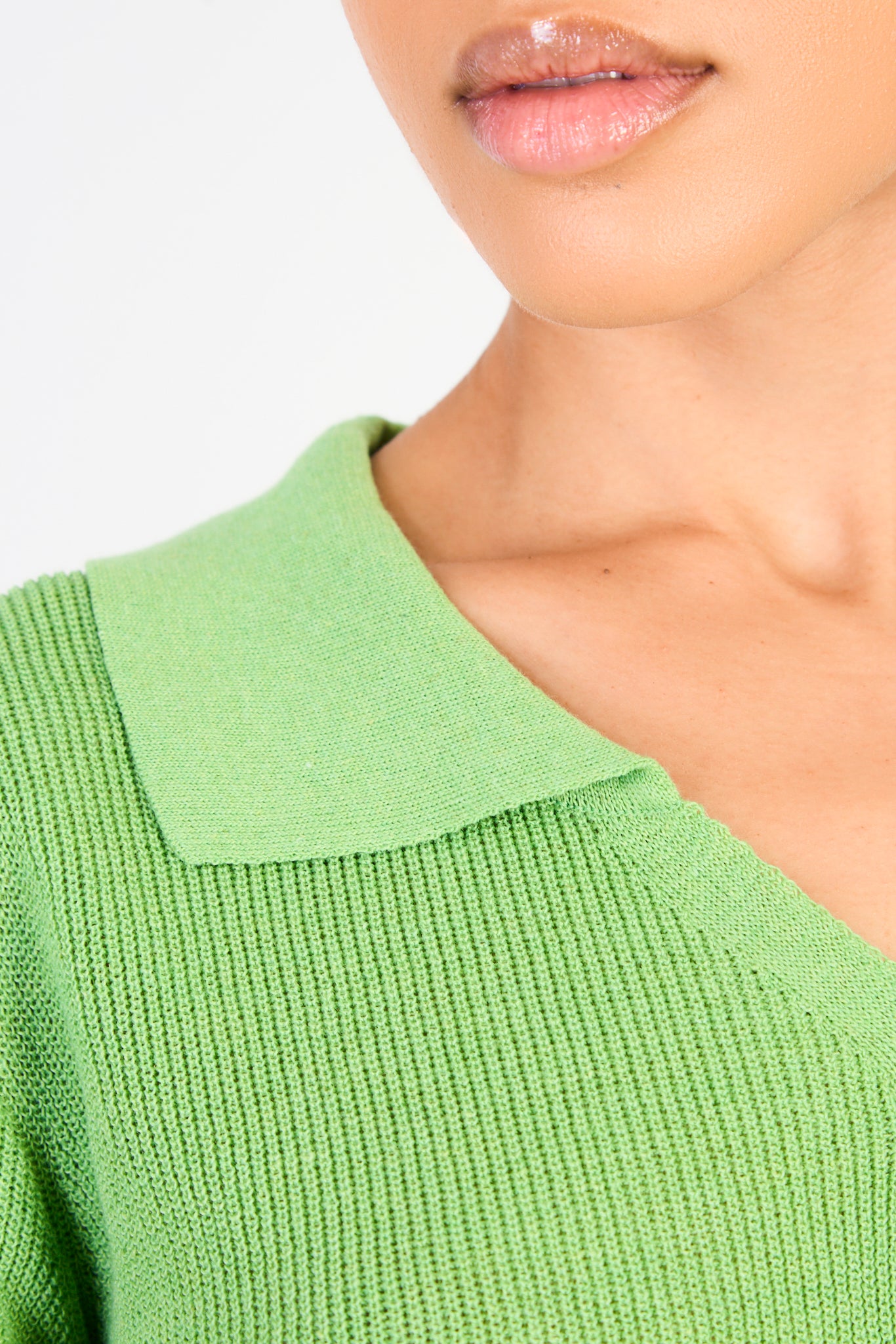 Bright green linen blend collared knit tee_3